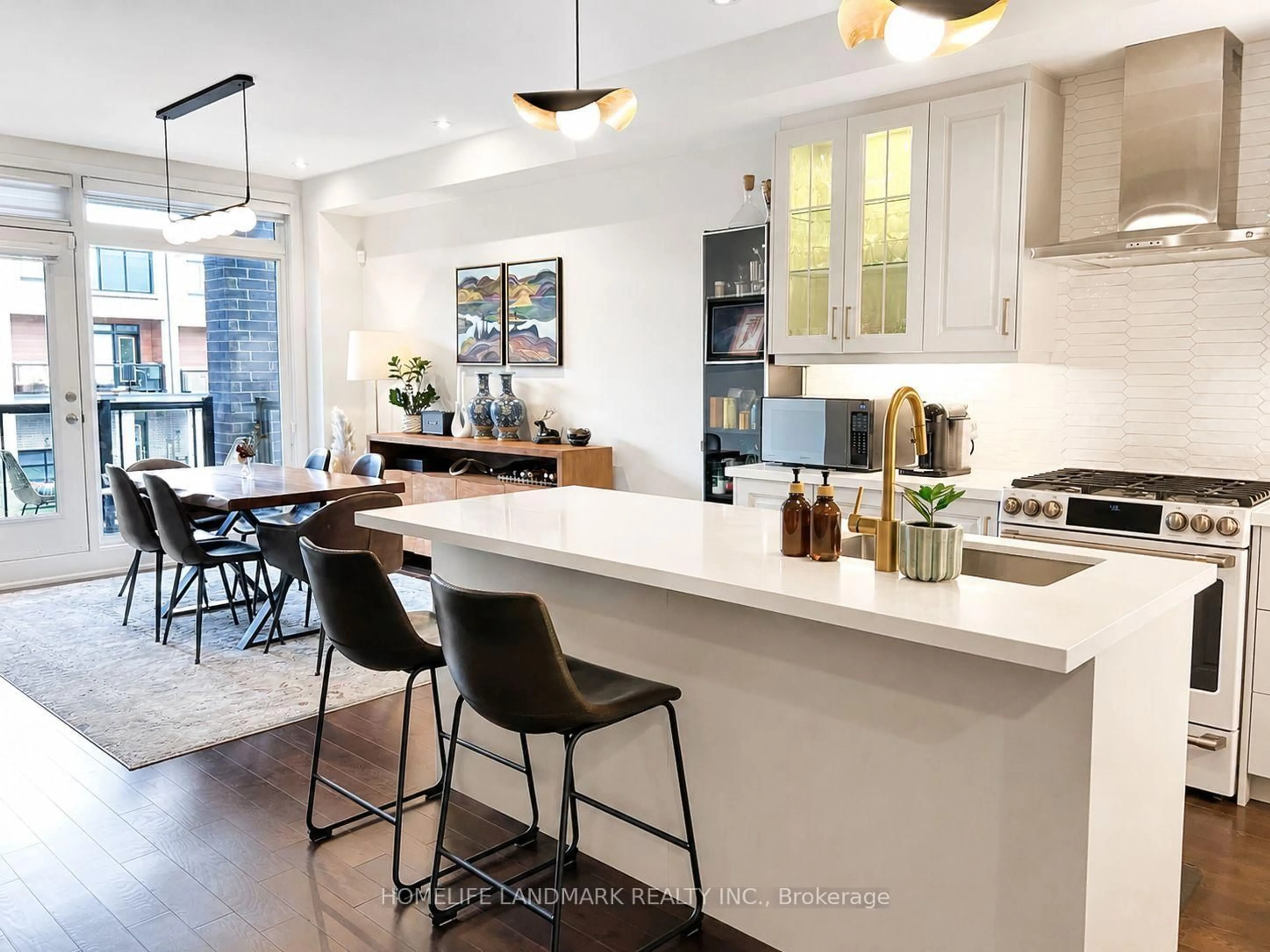 Open concept kitchen, unknown for 34 Shatner Turnabout, Vaughan Ontario L4L 0M4