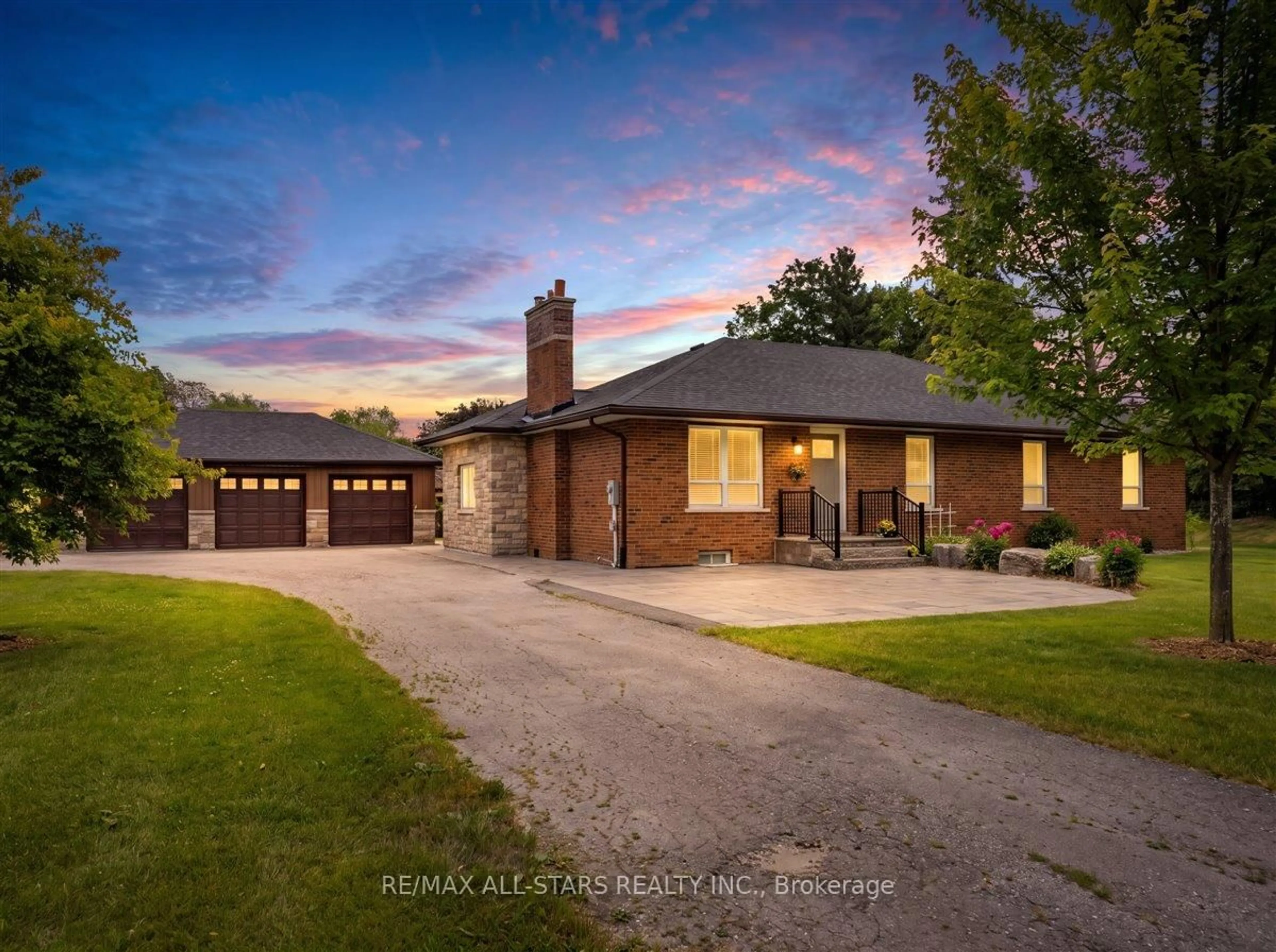 Home with brick exterior material, street for 562 Catering Rd, Georgina Ontario L0E 1R0