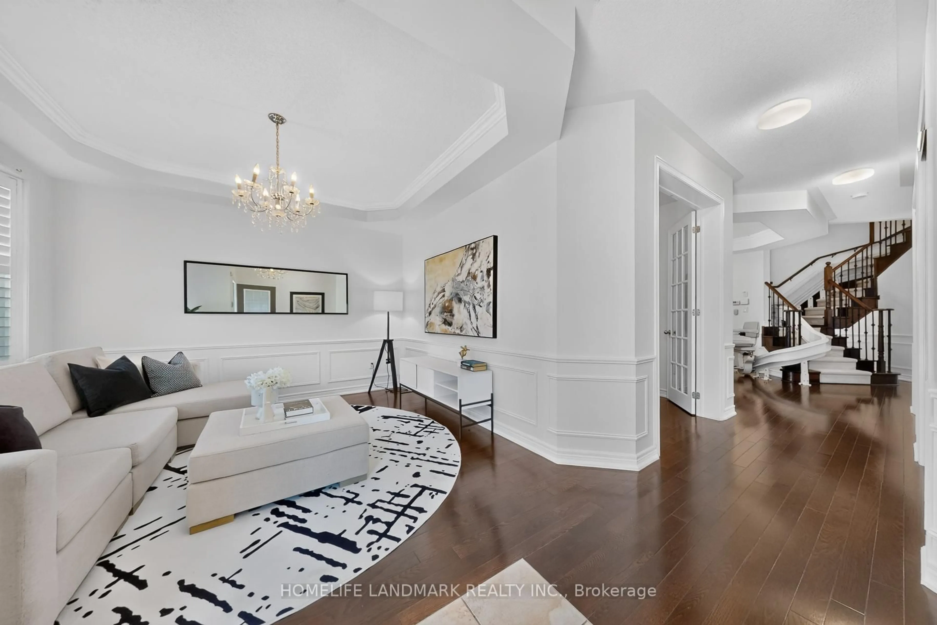 Indoor entryway for 145 Alpaca Dr, Richmond Hill Ontario L4E 0R2