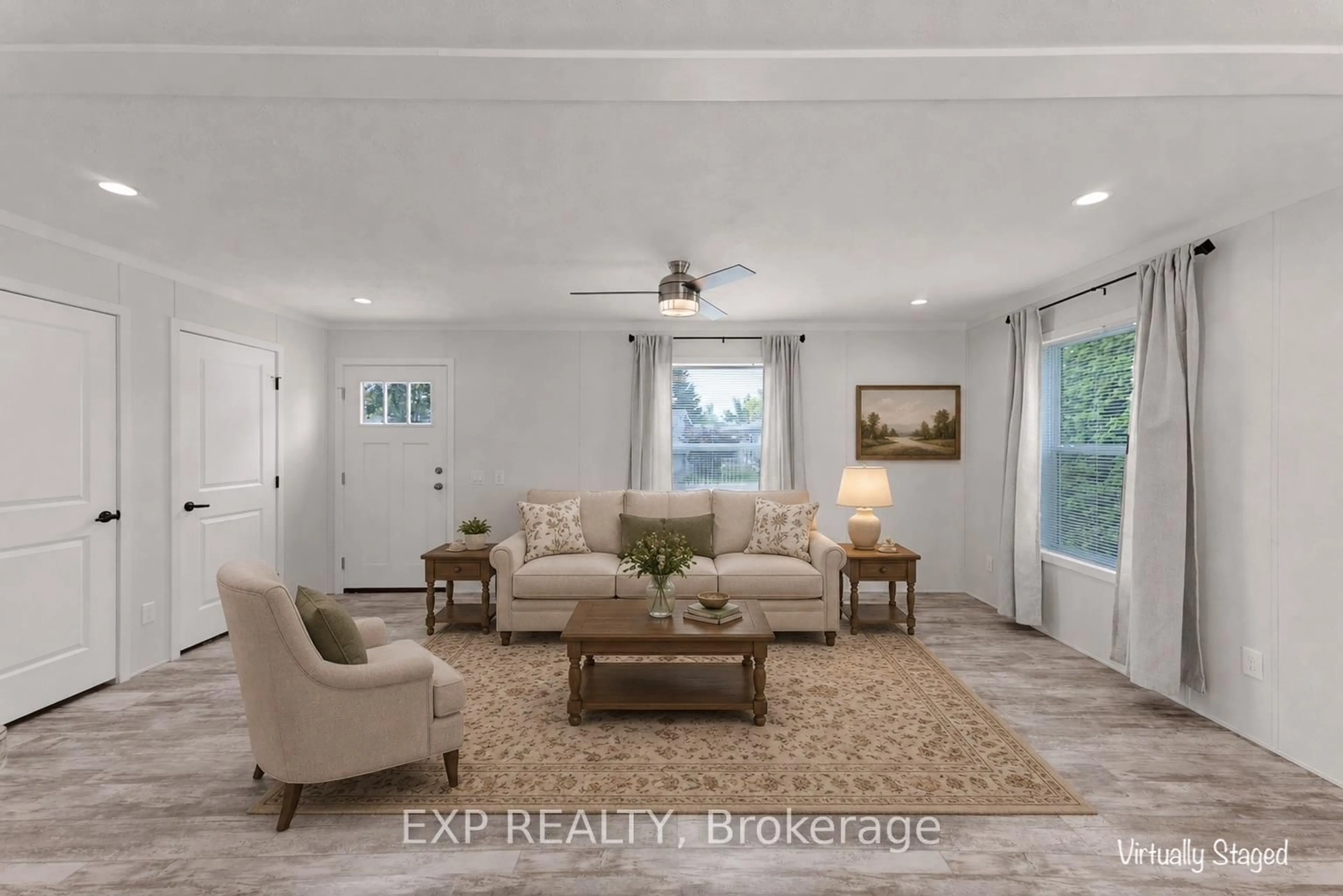 Living room with furniture, unknown for 76 Linden Lane, Innisfil Ontario L9S 1P2