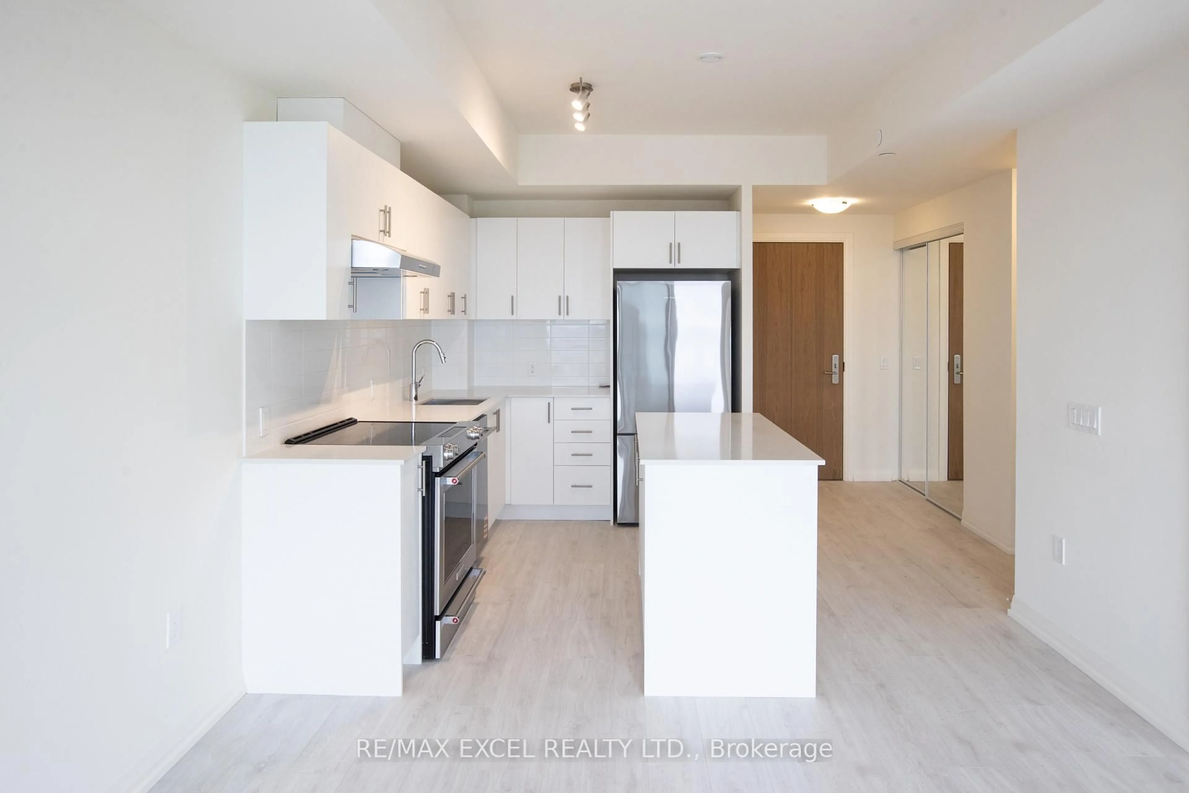 Standard kitchen, unknown for 27 Korda Gate #1606, Vaughan Ontario L4K 0P6