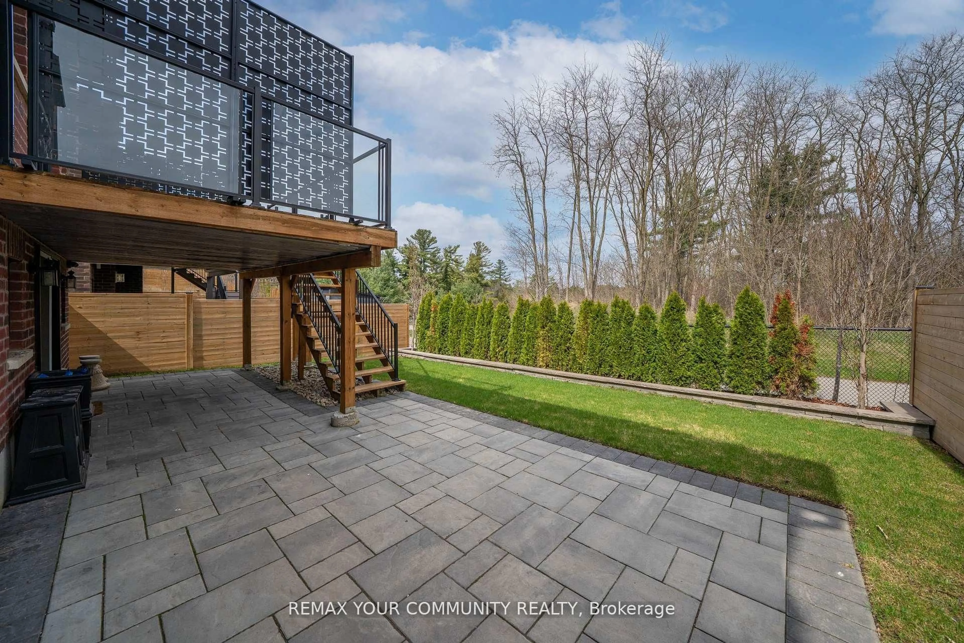 Patio, unknown for 172 Purple Creek Rd, Vaughan Ontario L4H 5C6