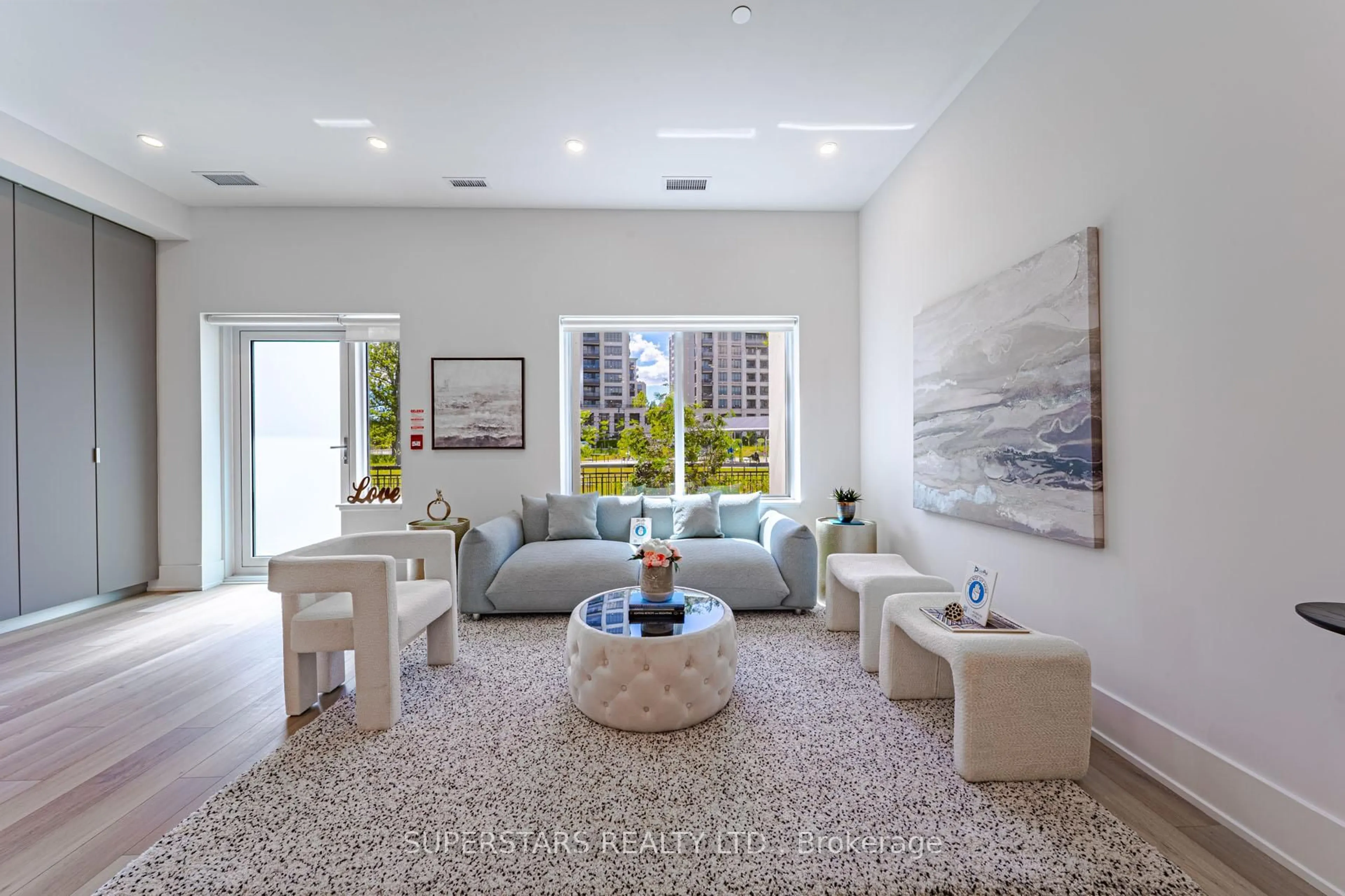 Living room with furniture, unknown for 8 Cedarland Dr #W121, Markham Ontario L6G 0H4