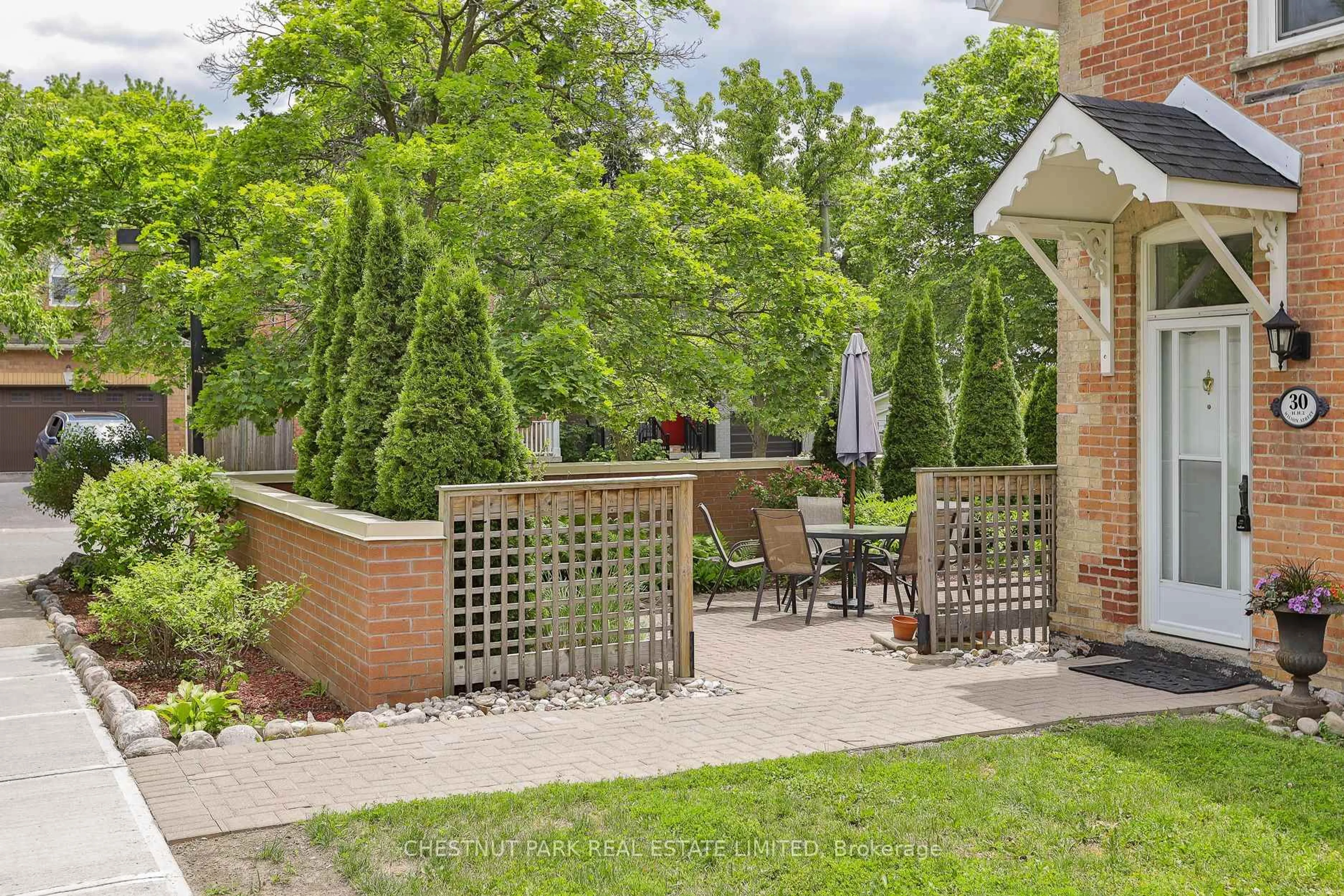 Patio, street for 30 Wilson St #110, Markham Ontario L3P 1N1