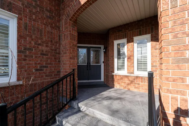 11 Aventura Cres, Vaughan 3