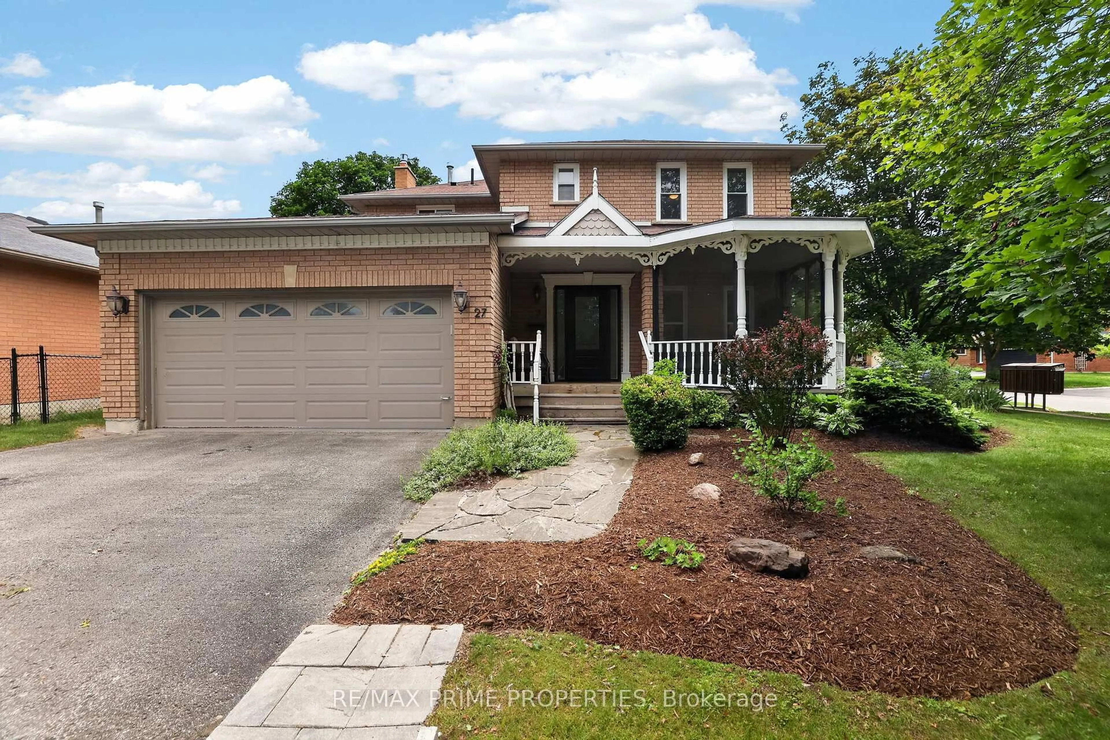 Home with brick exterior material, street for 27 Testa Rd, Uxbridge Ontario L9P 1M2