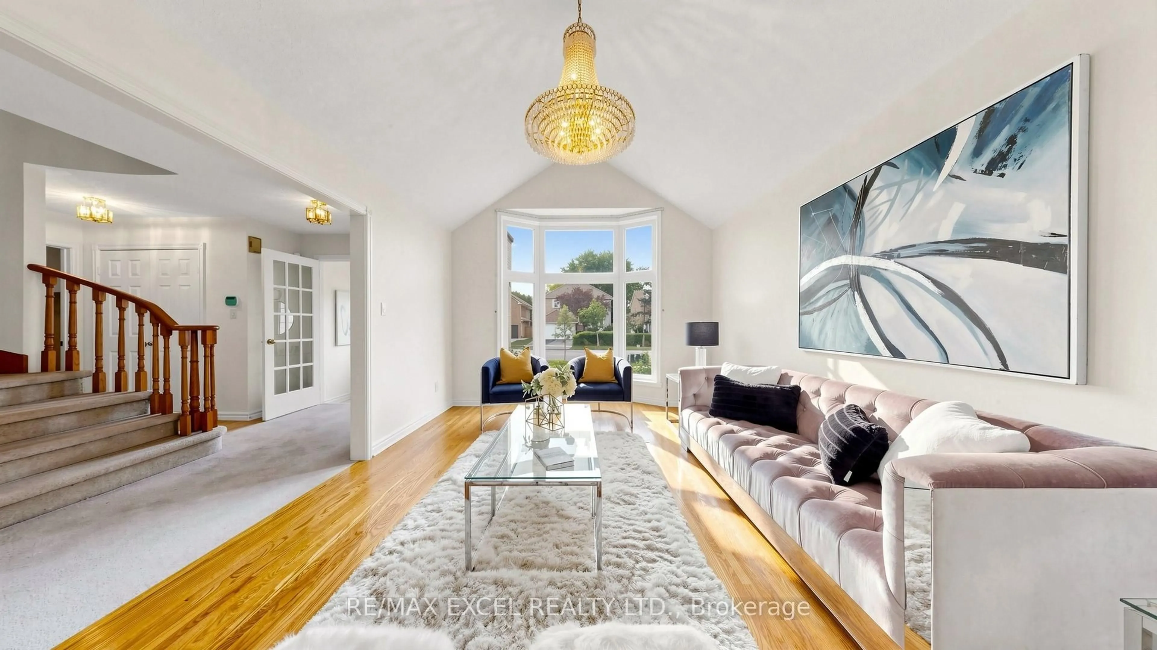 Living room with furniture, unknown for 32 Hollingham Rd, Markham Ontario L3R 7X4