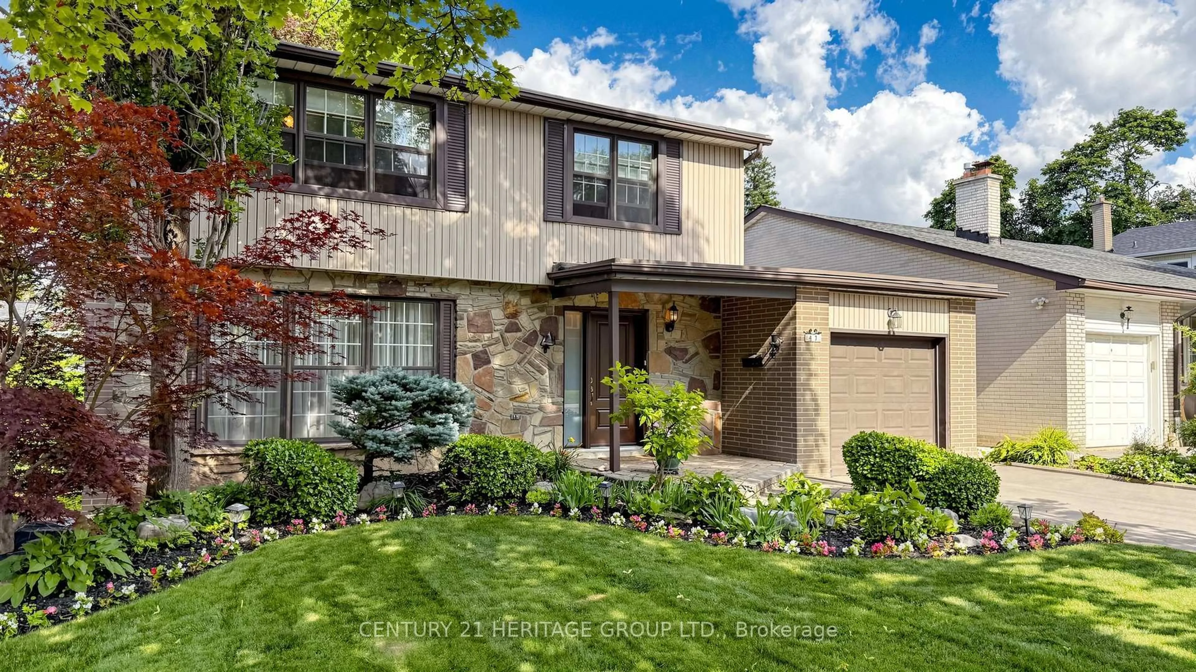 Home with brick exterior material, street for 47 Henderson Ave, Markham Ontario L3T 2K6
