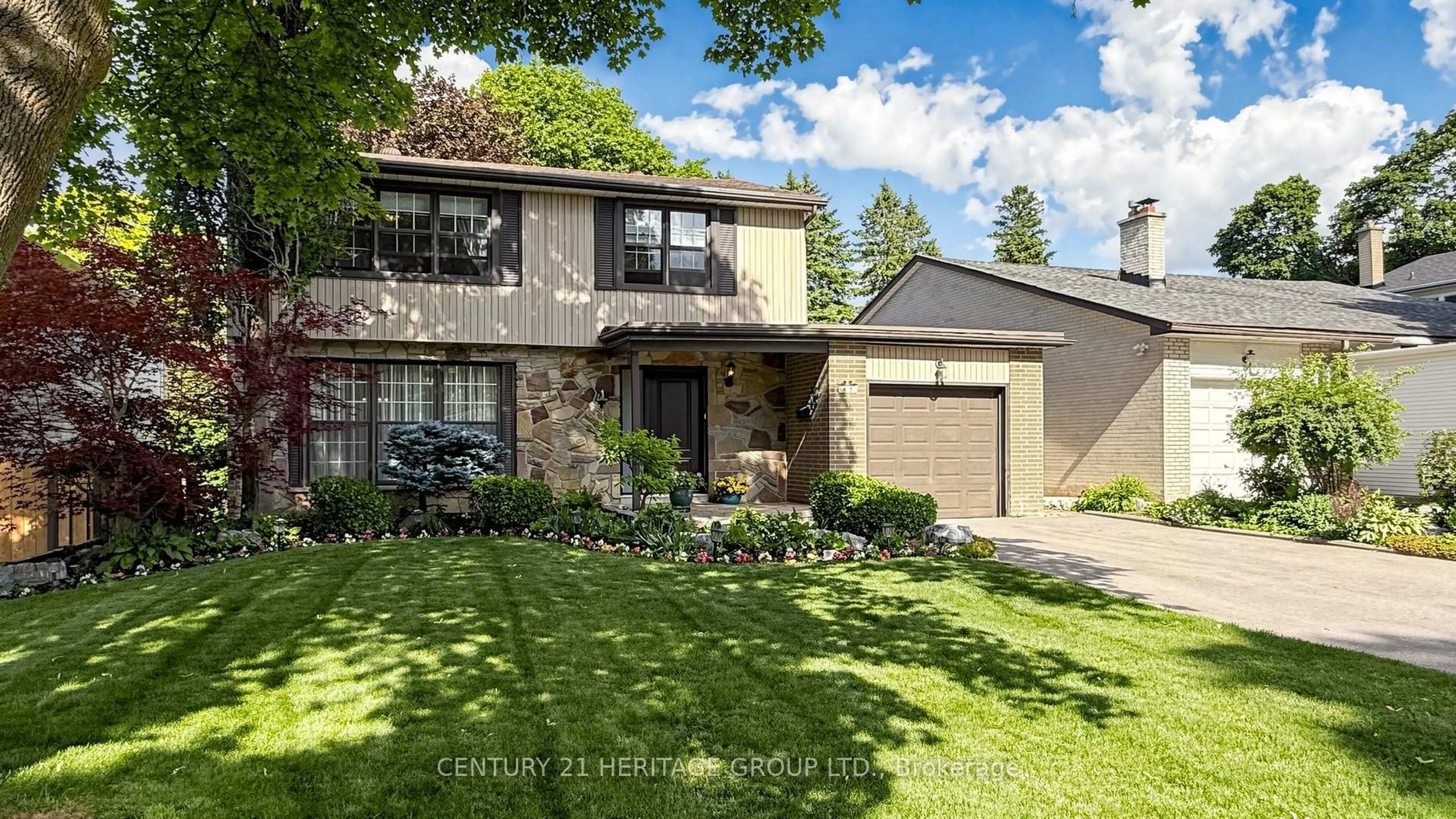 Home with brick exterior material, street for 47 Henderson Ave, Markham Ontario L3T 2K6