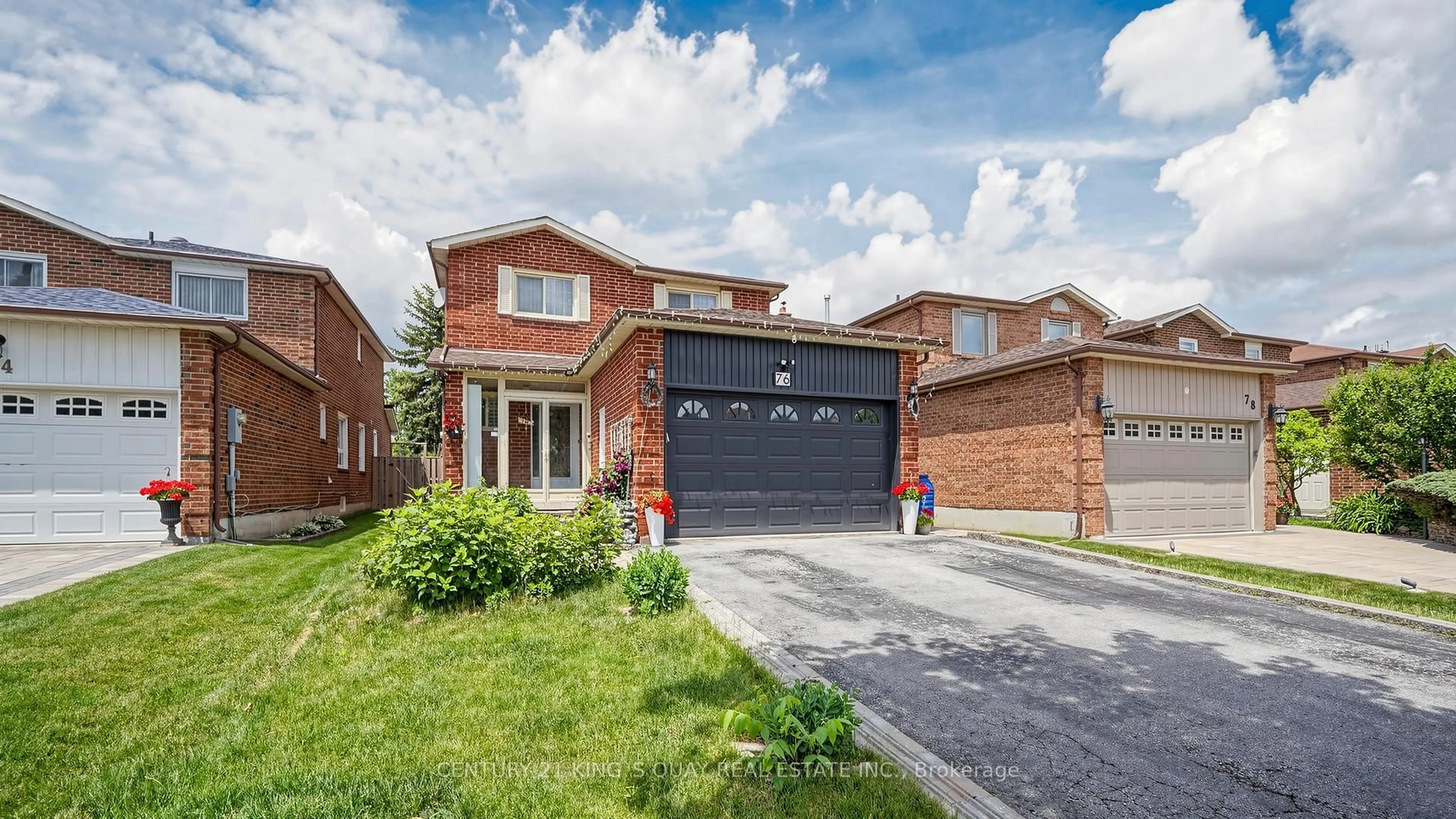 Home with brick exterior material, street for 76 Bendamere Cres, Markham Ontario L3P 6X8