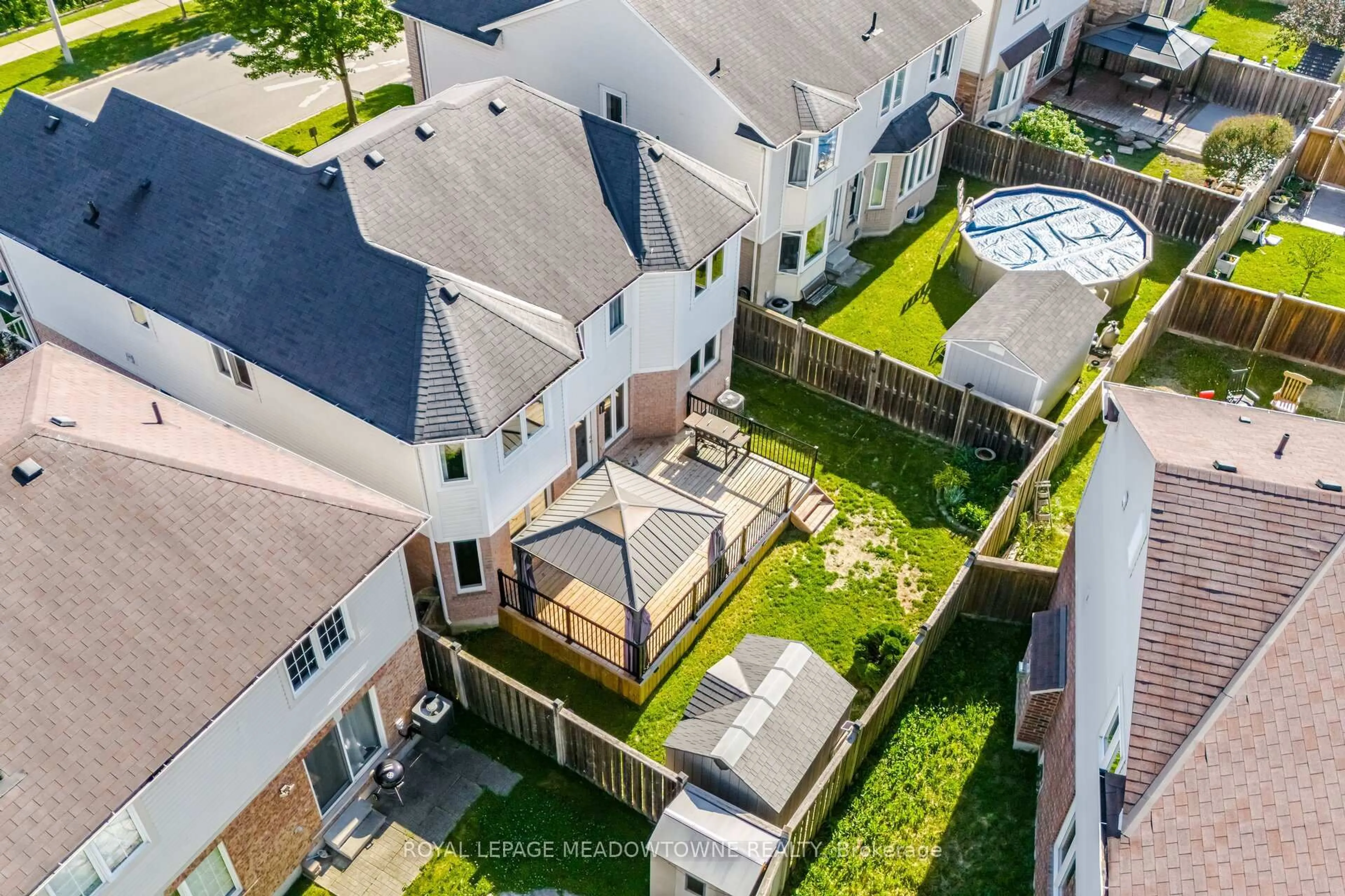 A pic from outside/outdoor area/front of a property/back of a property/a pic from drone, city buildings view from balcony for 214 John W. Taylor Ave, New Tecumseth Ontario L9R 0H9