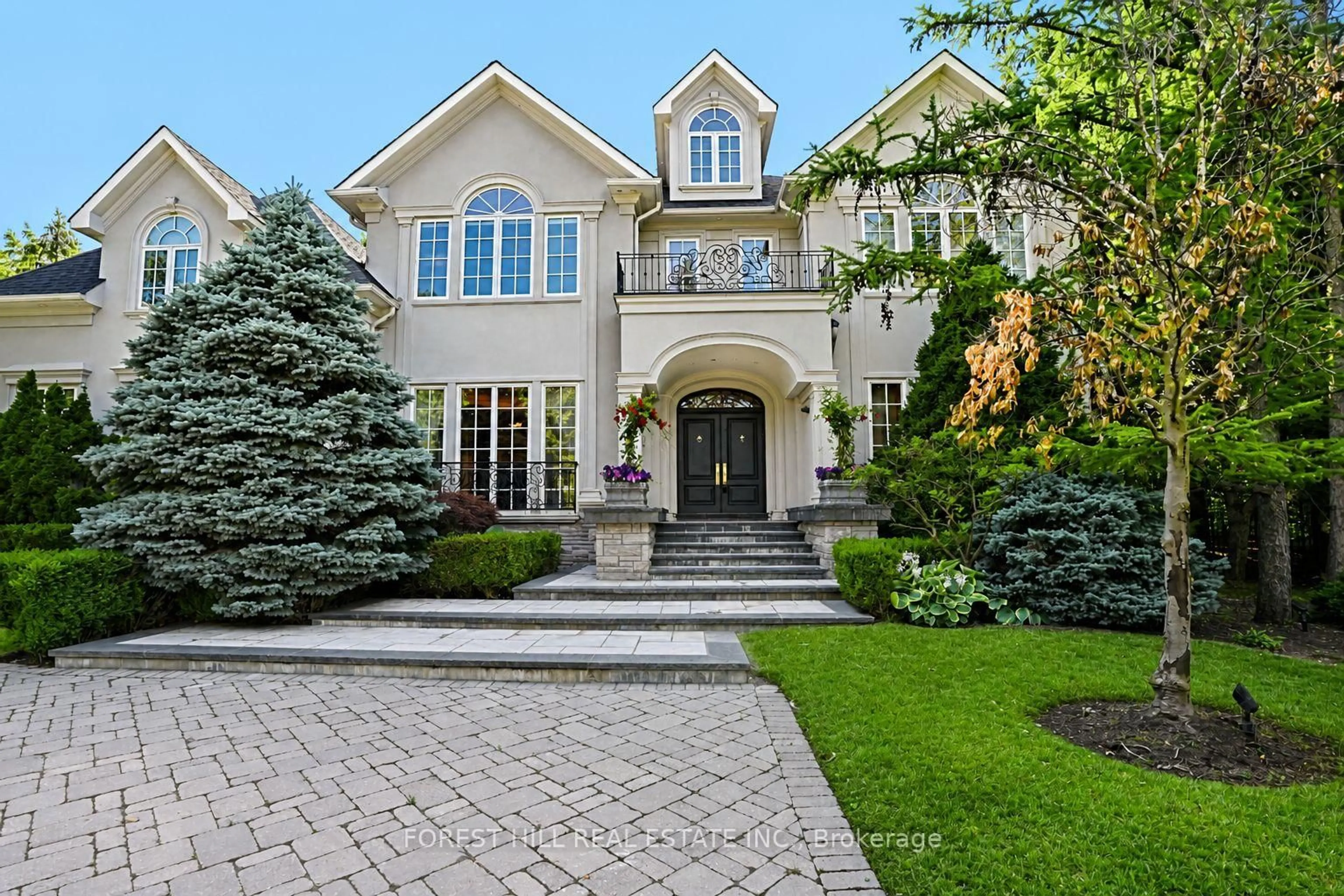 Home with brick exterior material, street for 160 Renaissance Crt, Vaughan Ontario L4J 7W4