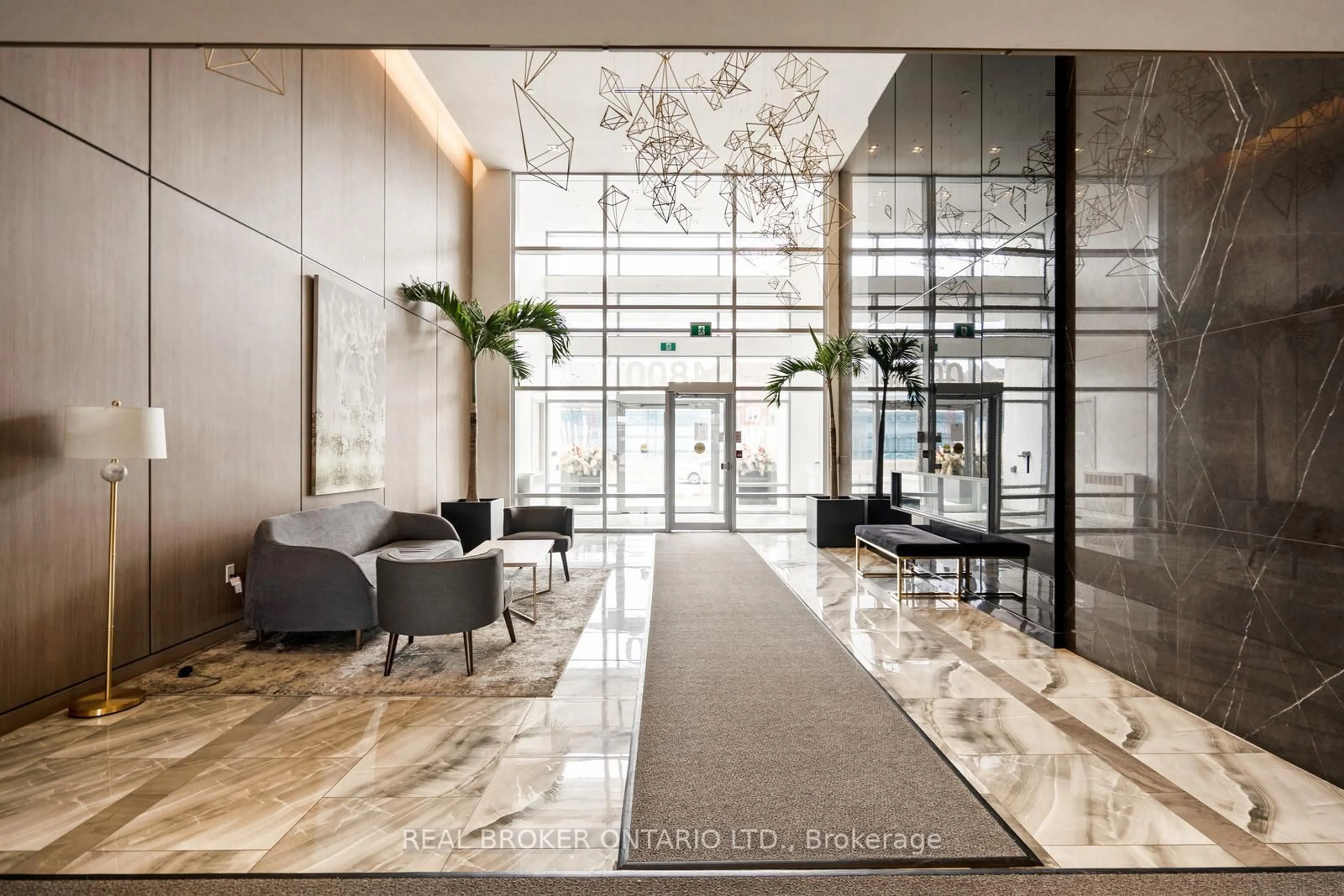 Indoor foyer for 4800 Highway 7 #805, Vaughan Ontario L4L 1H8