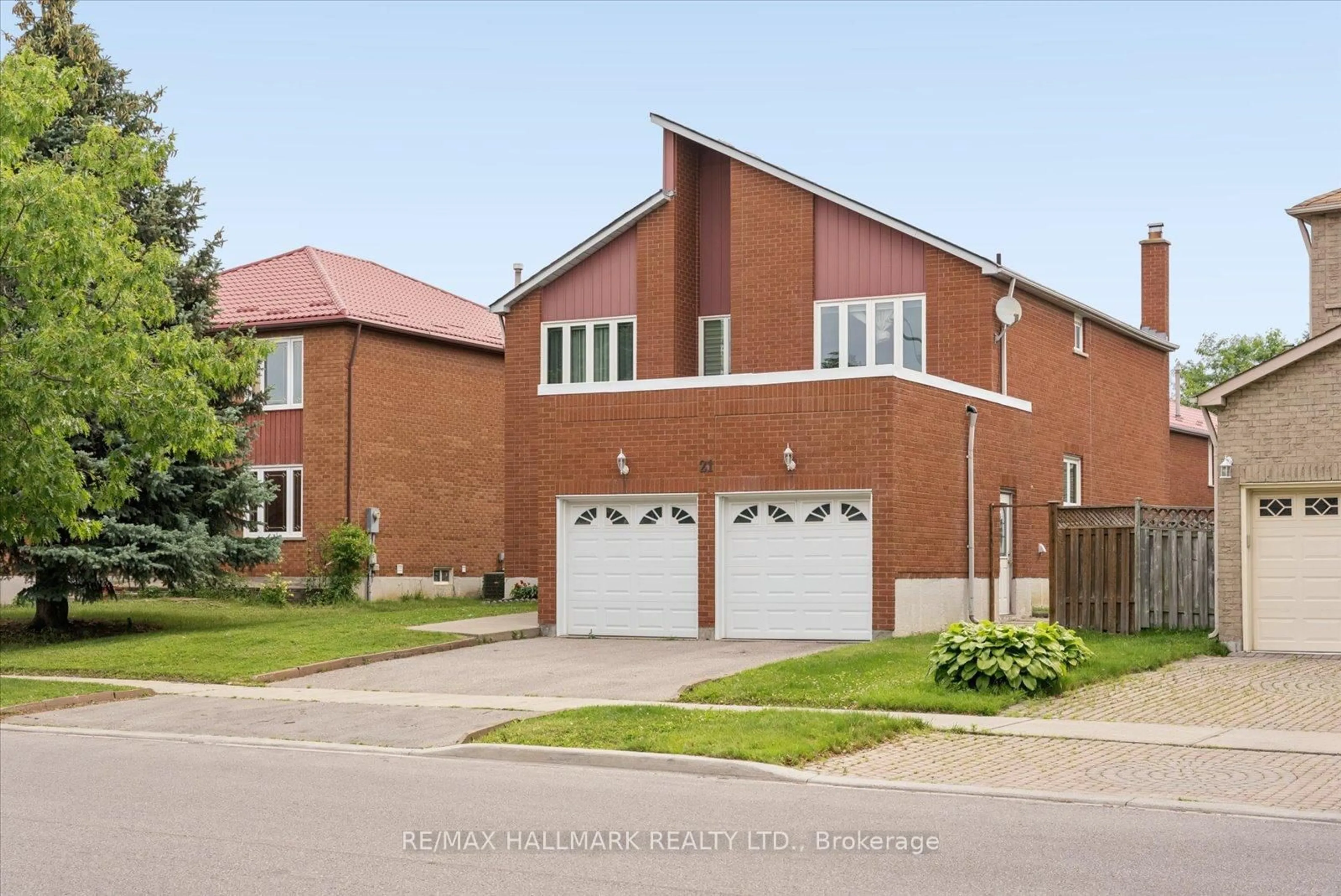 Home with brick exterior material, street for 21 Caldbeck Ave, Markham Ontario L3S 3H4