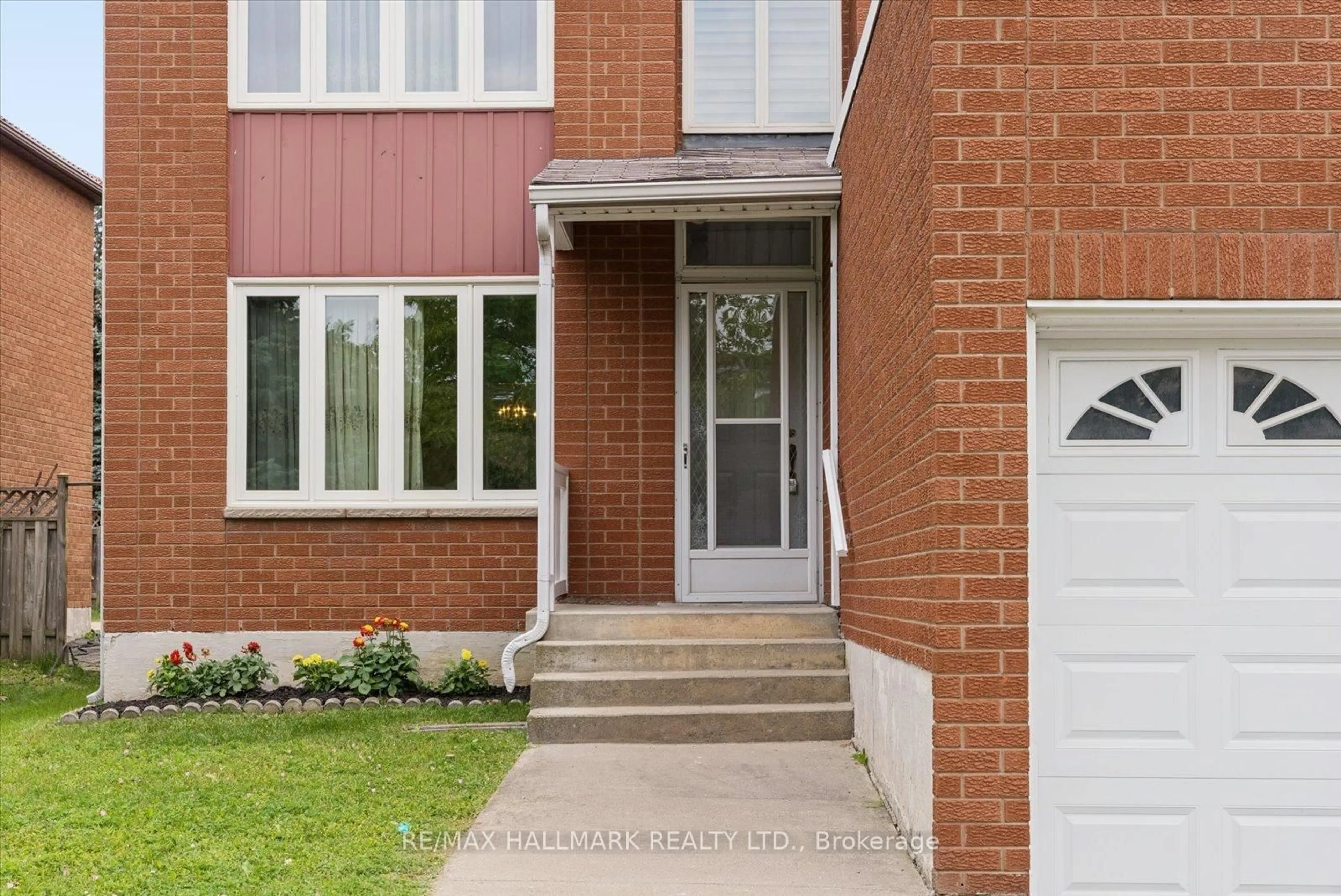 Home with brick exterior material, street for 21 Caldbeck Ave, Markham Ontario L3S 3H4