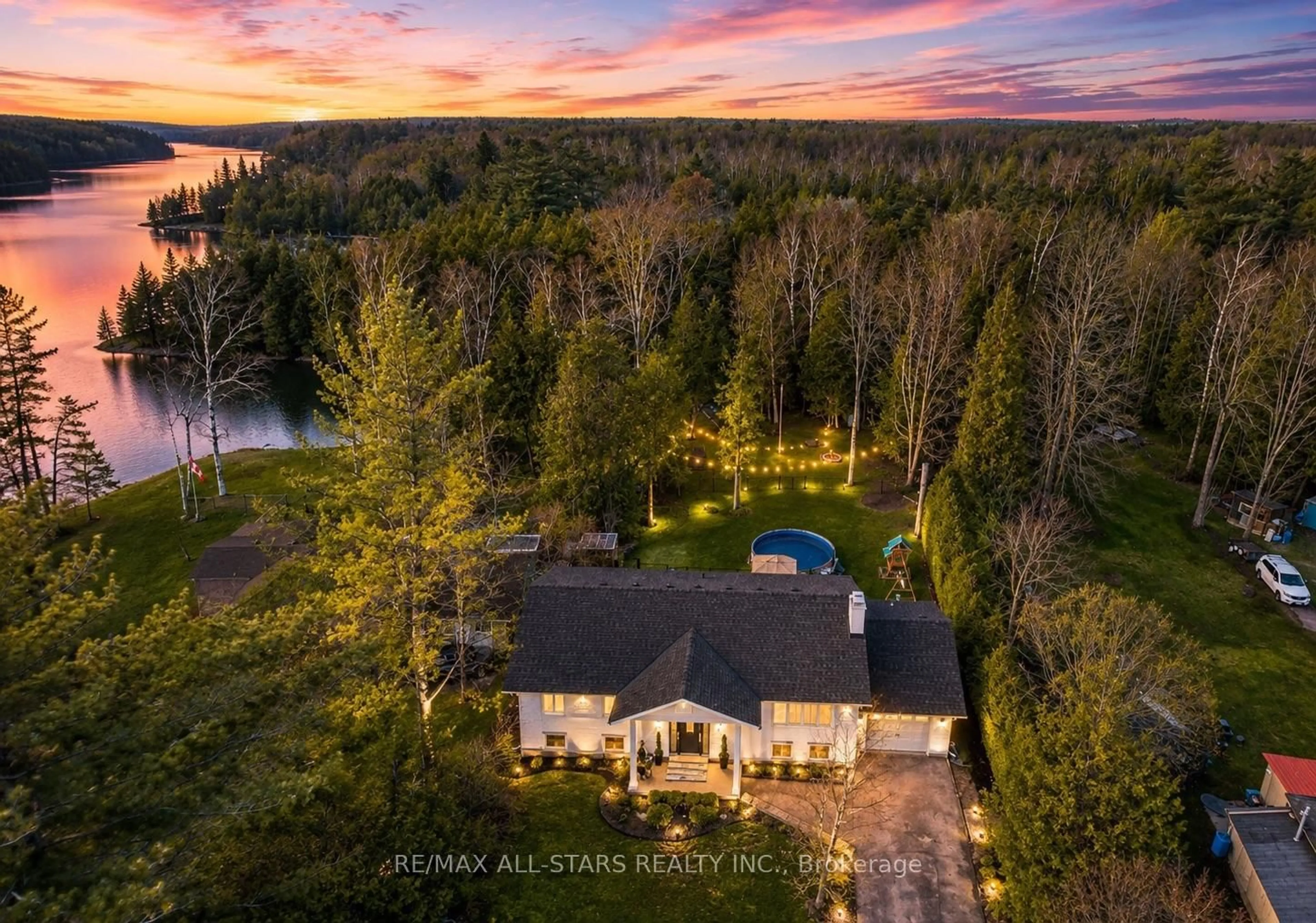 A pic from outside/outdoor area/front of a property/back of a property/a pic from drone, water/lake/river/ocean view for 127 Pinecrest Rd, Georgina Ontario L0E 1N0