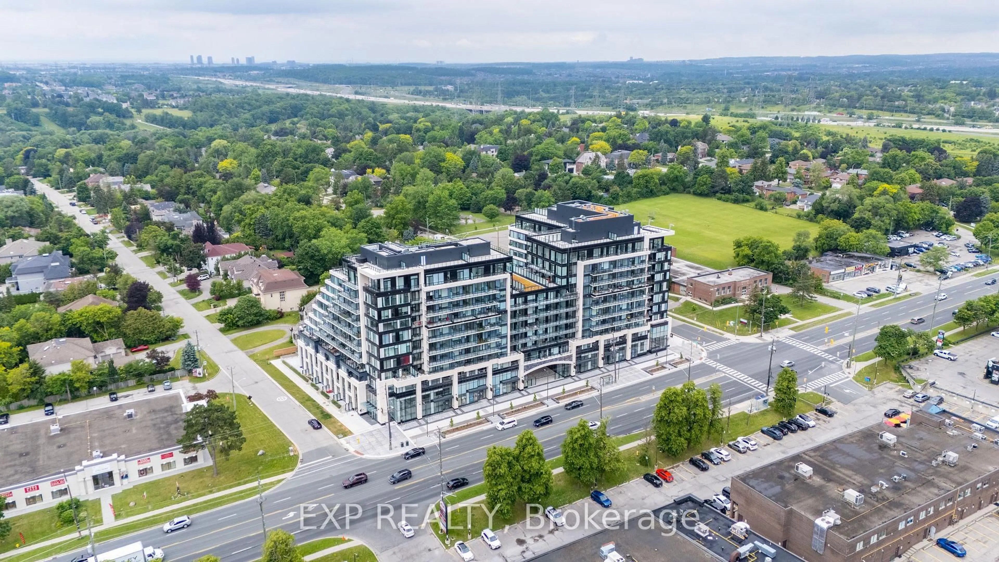 A pic from outside/outdoor area/front of a property/back of a property/a pic from drone, building for 8188 Yonge St #235, Vaughan Ontario L4J 0M2