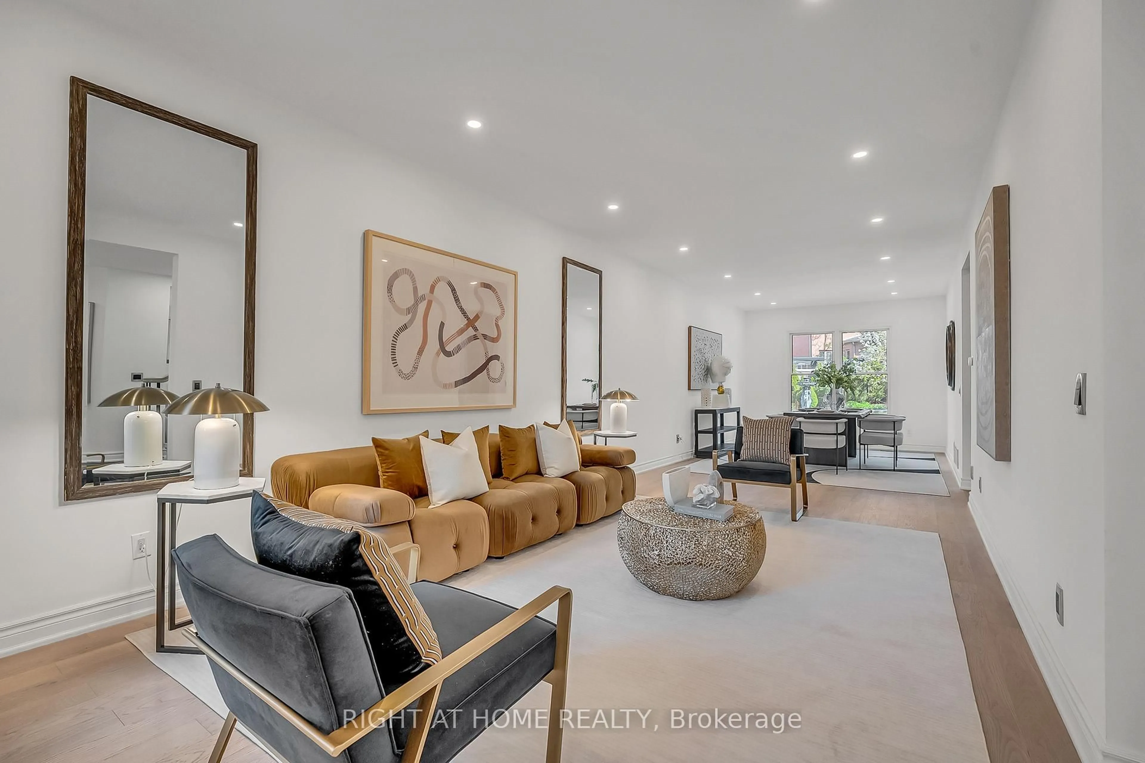 Living room with furniture, unknown for 71 Ventura Way, Vaughan Ontario L4J 7T4