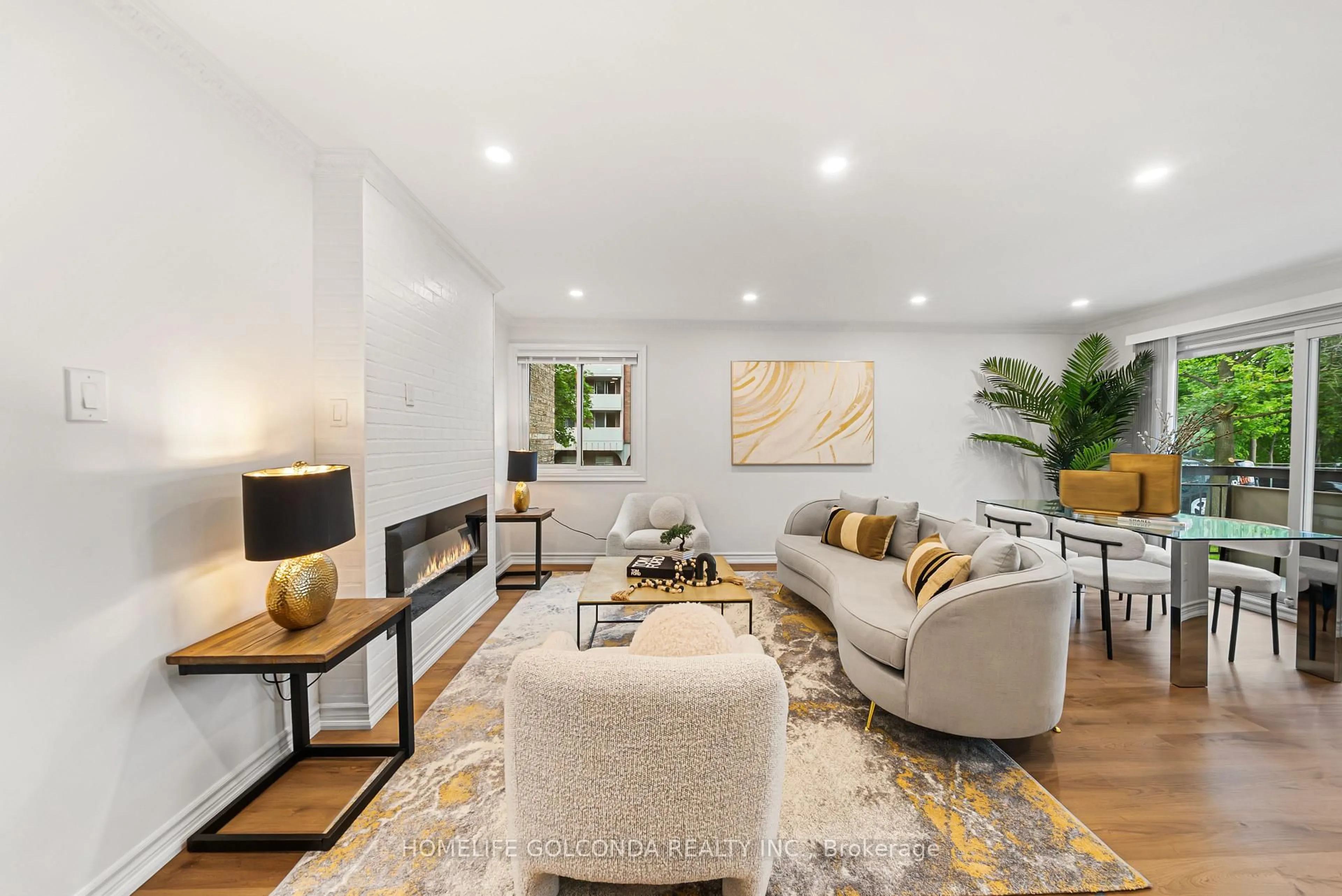 Living room with furniture, unknown for 21 Elizabeth St #205, Richmond Hill Ontario L4C 3V5
