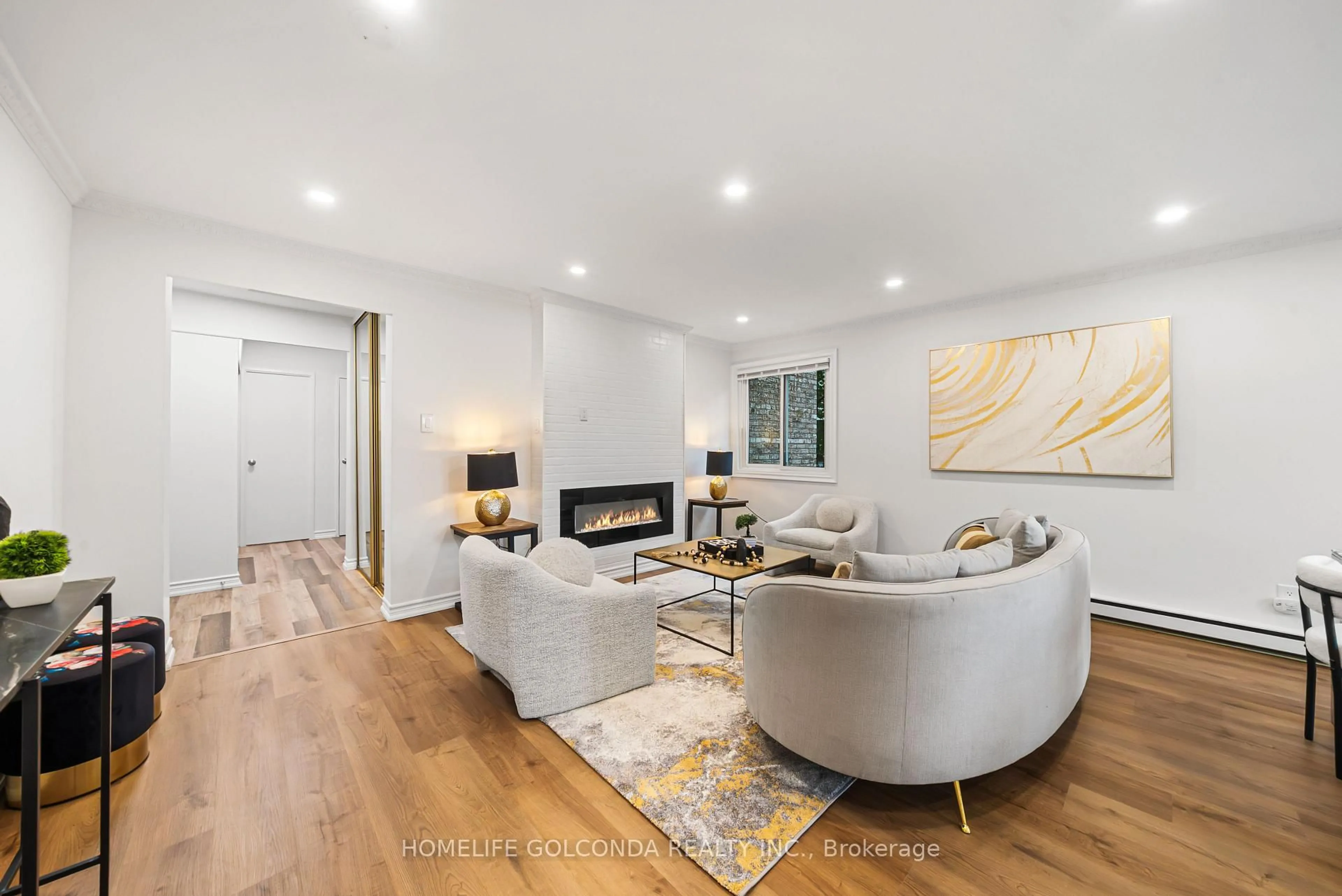 Living room with furniture, unknown for 21 Elizabeth St #205, Richmond Hill Ontario L4C 3V5