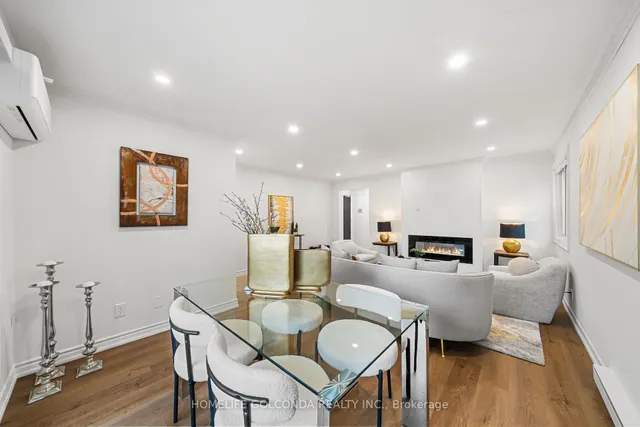 21 Elizabeth St #205, Richmond Hill 5