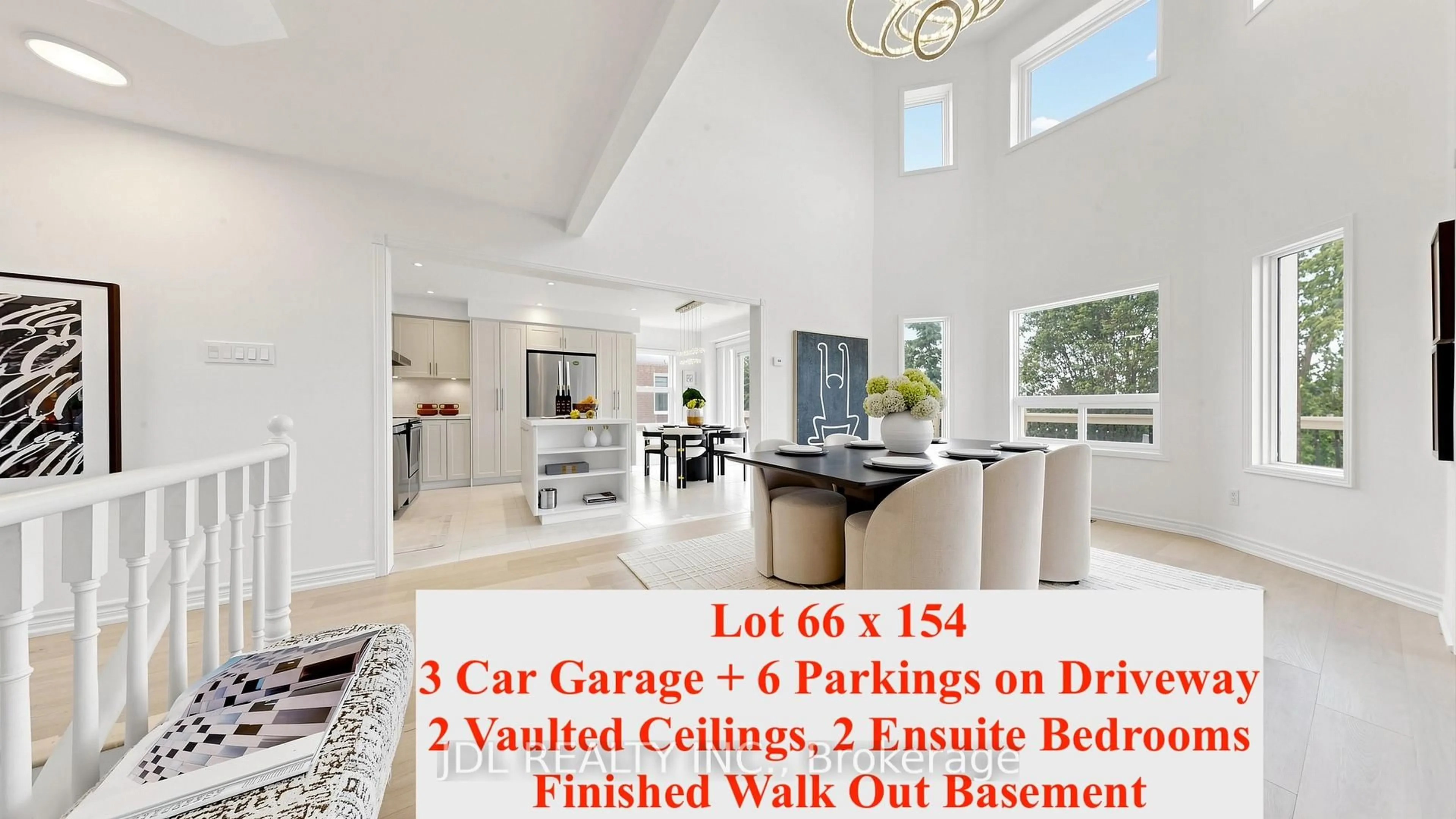 Indoor garage for 36 Chartwell Cres, Georgina Ontario L4P 3N8