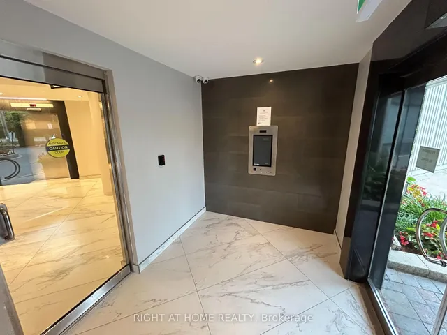7460 Bathurst #201, Vaughan 3