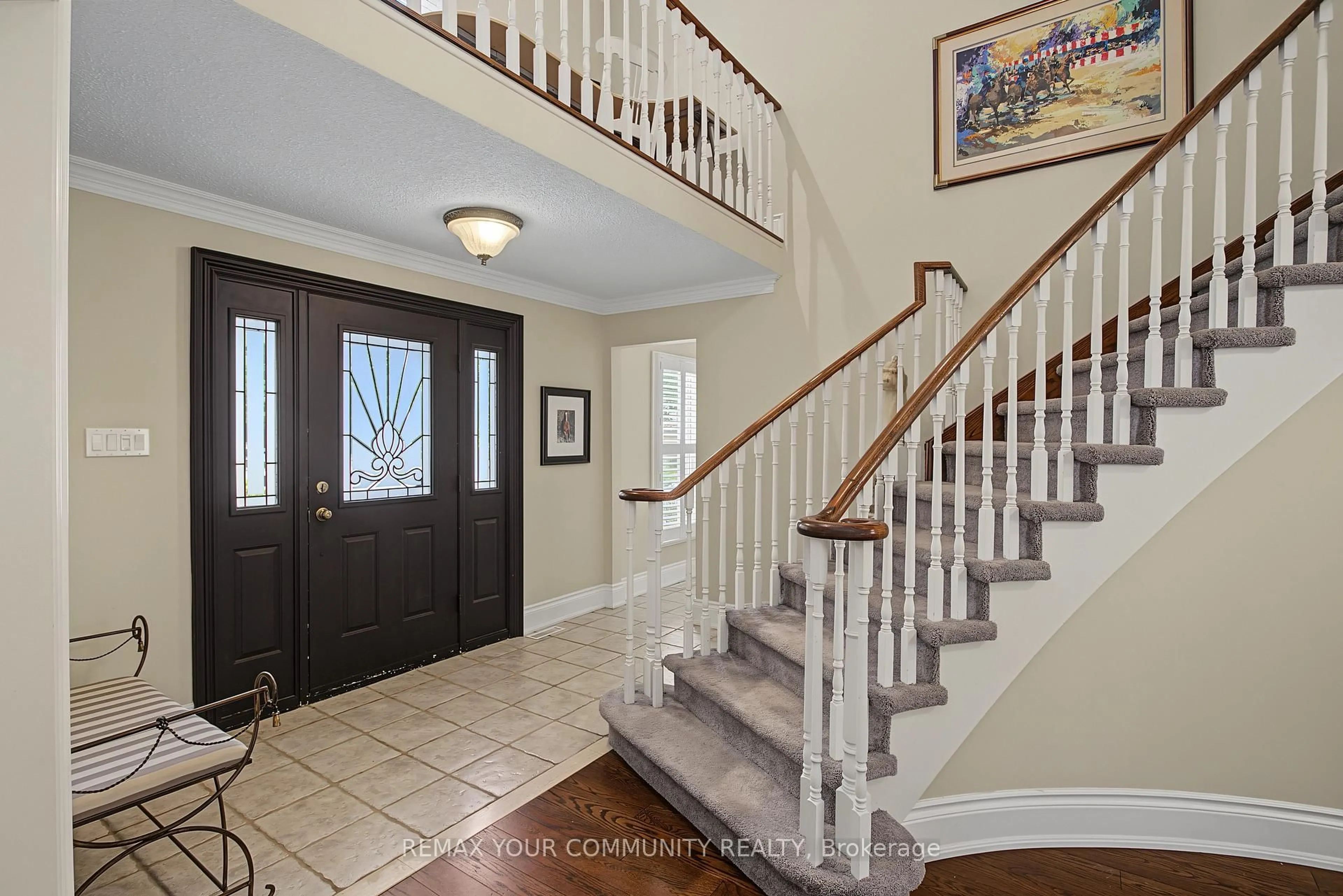 Indoor entryway for 23 Cranberry Lane, Aurora Ontario L4G 5Y2