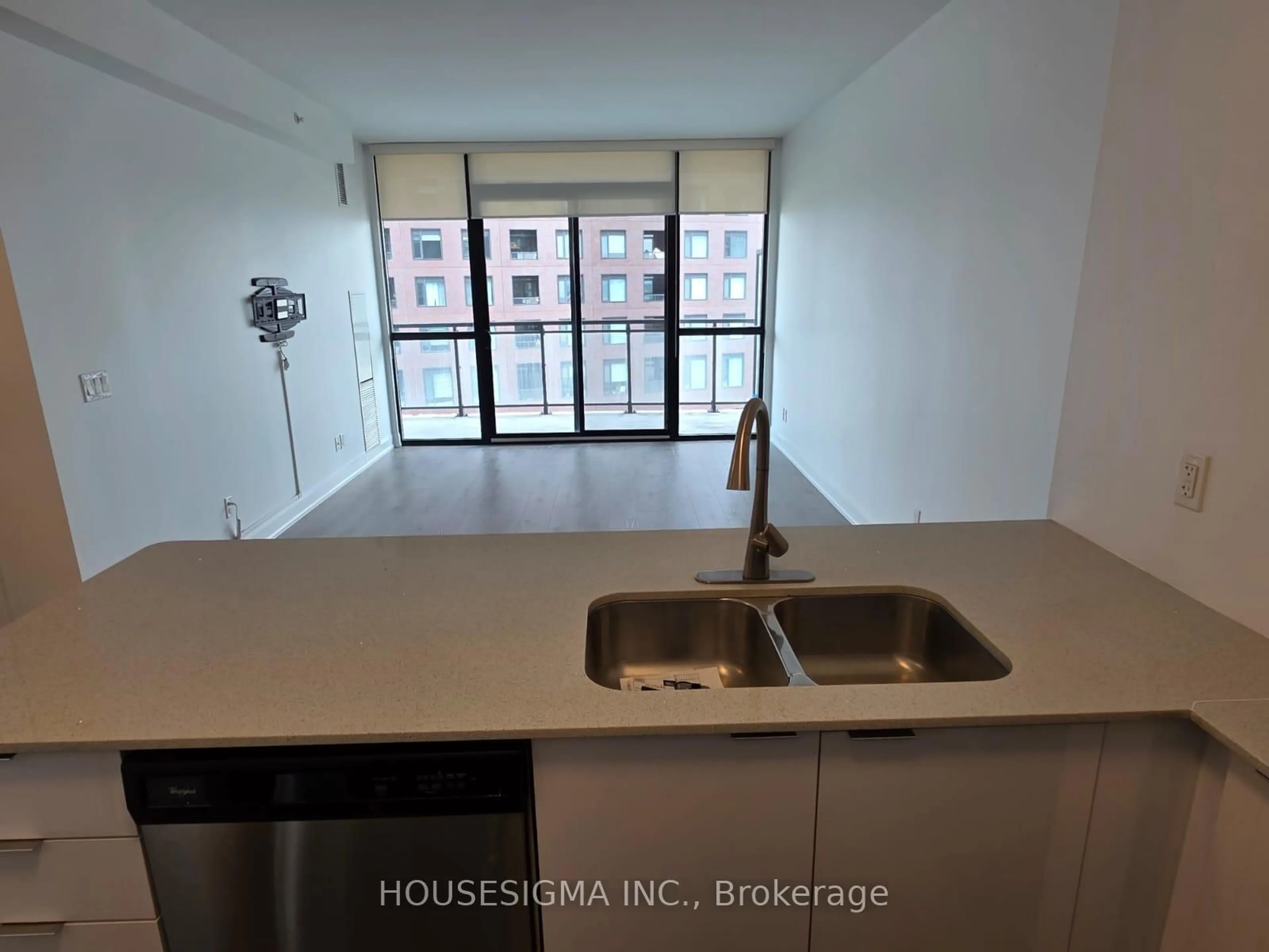 Standard kitchen, unknown for 2910 Highway 7 #2206, Vaughan Ontario L4K 0H8