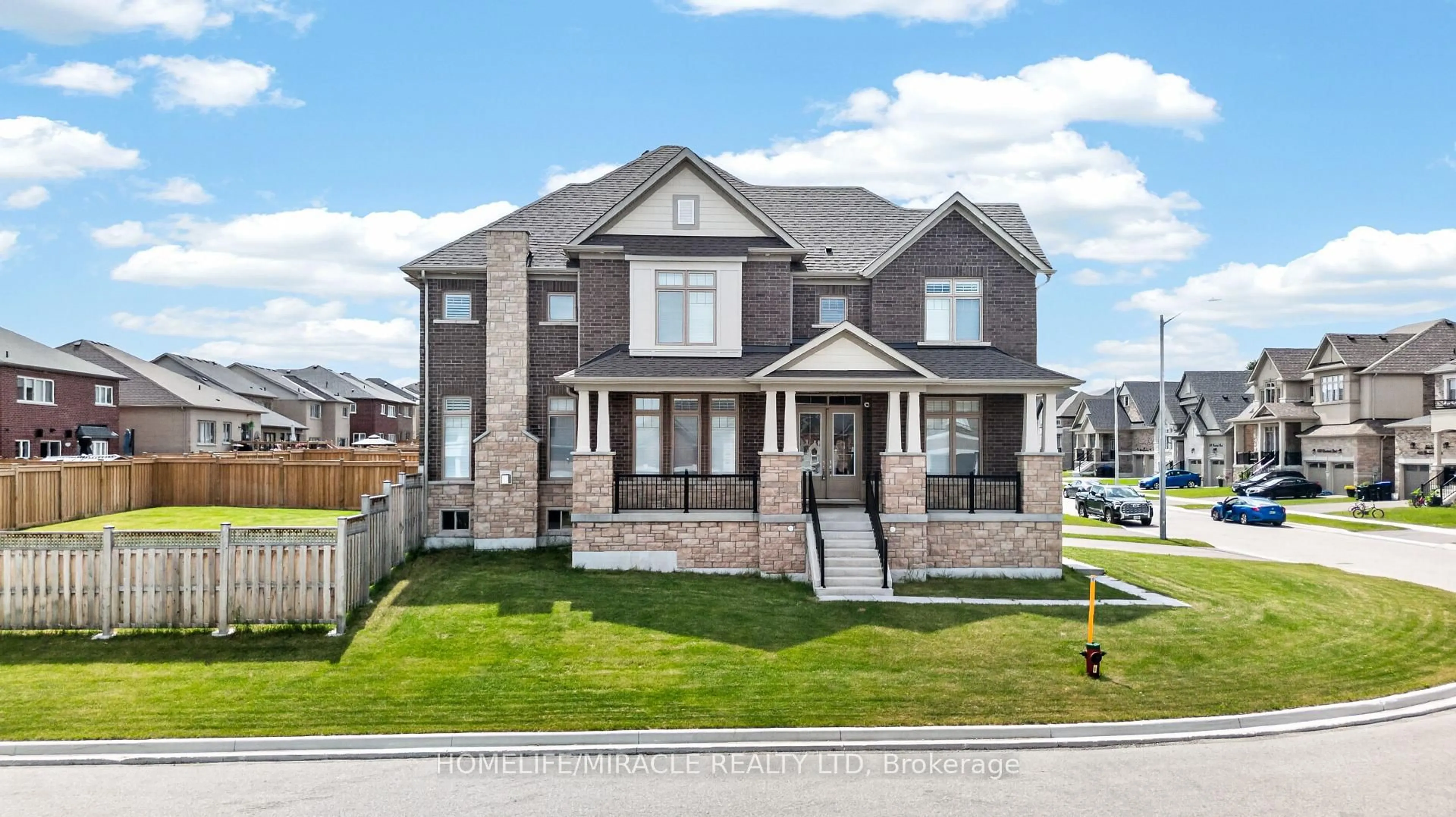 Home with brick exterior material, street for 1518 Broderick St, Innisfil Ontario L9S 0P7