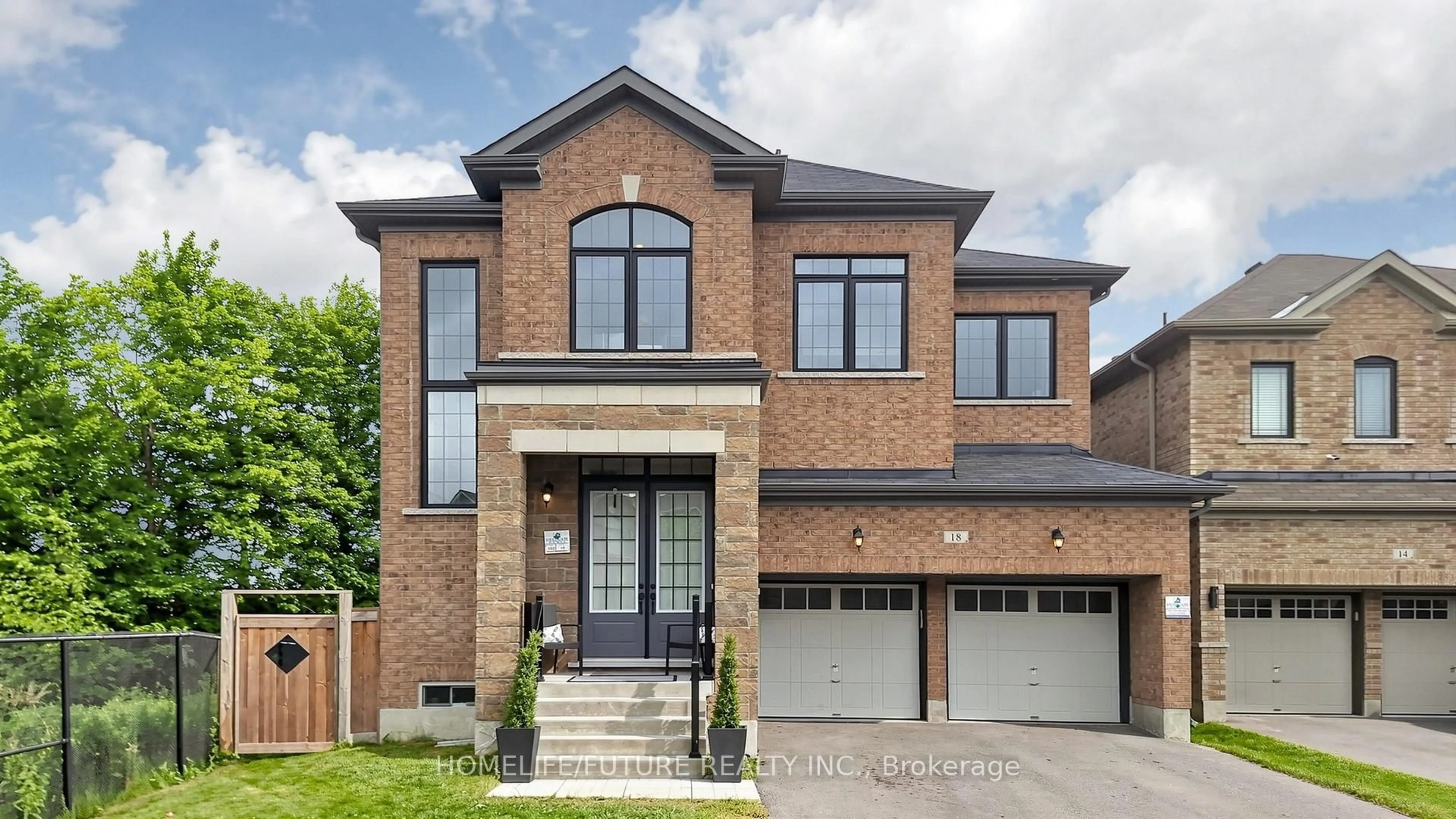 Home with brick exterior material, street for 18 Ken Betz Crt, Whitchurch-Stouffville Ontario L4A 4P5