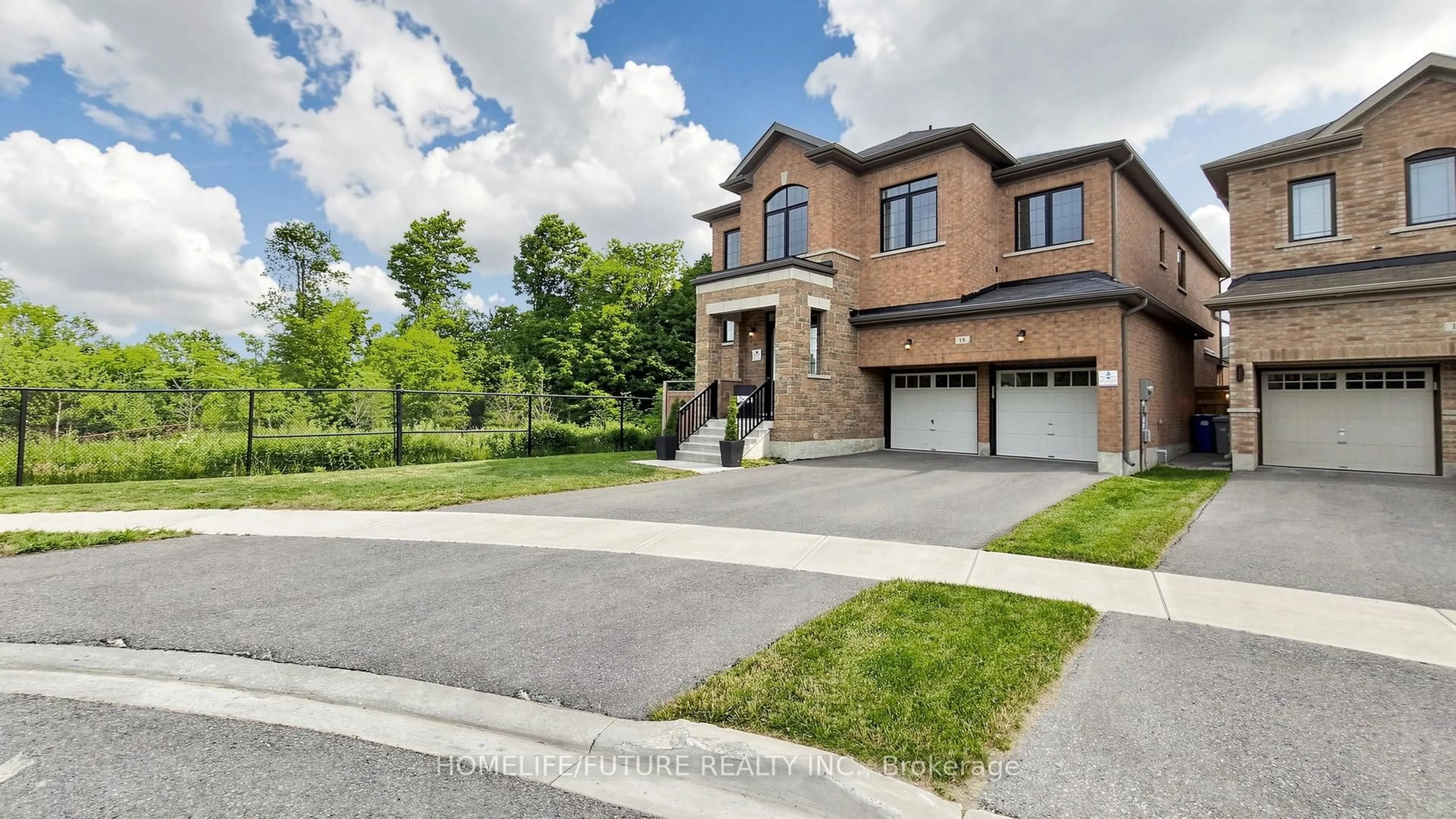 Home with brick exterior material, street for 18 Ken Betz Crt, Whitchurch-Stouffville Ontario L4A 4P5