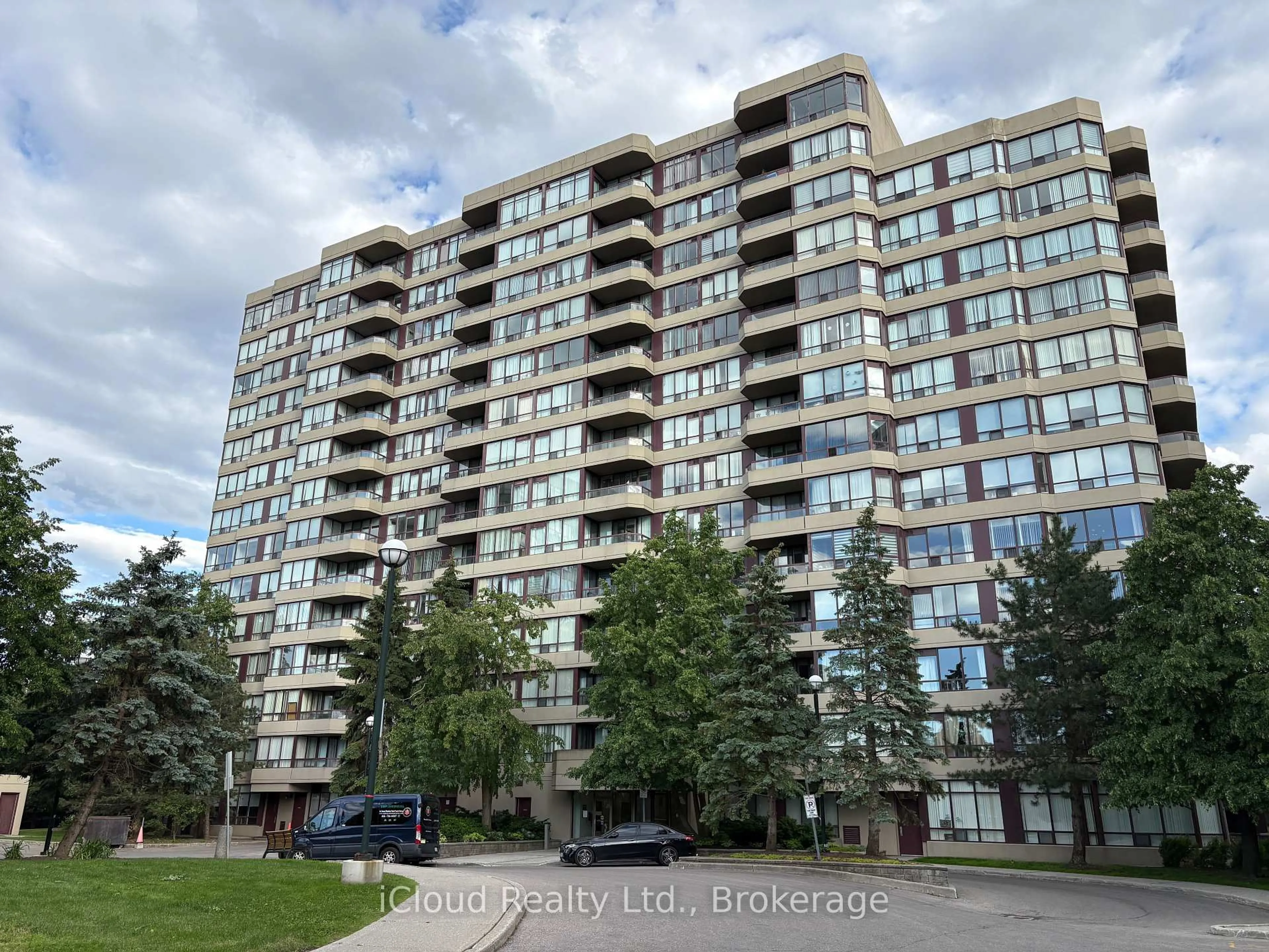 Unknown for 91 Townsgate Dr #710, Vaughan Ontario L4J 8E8