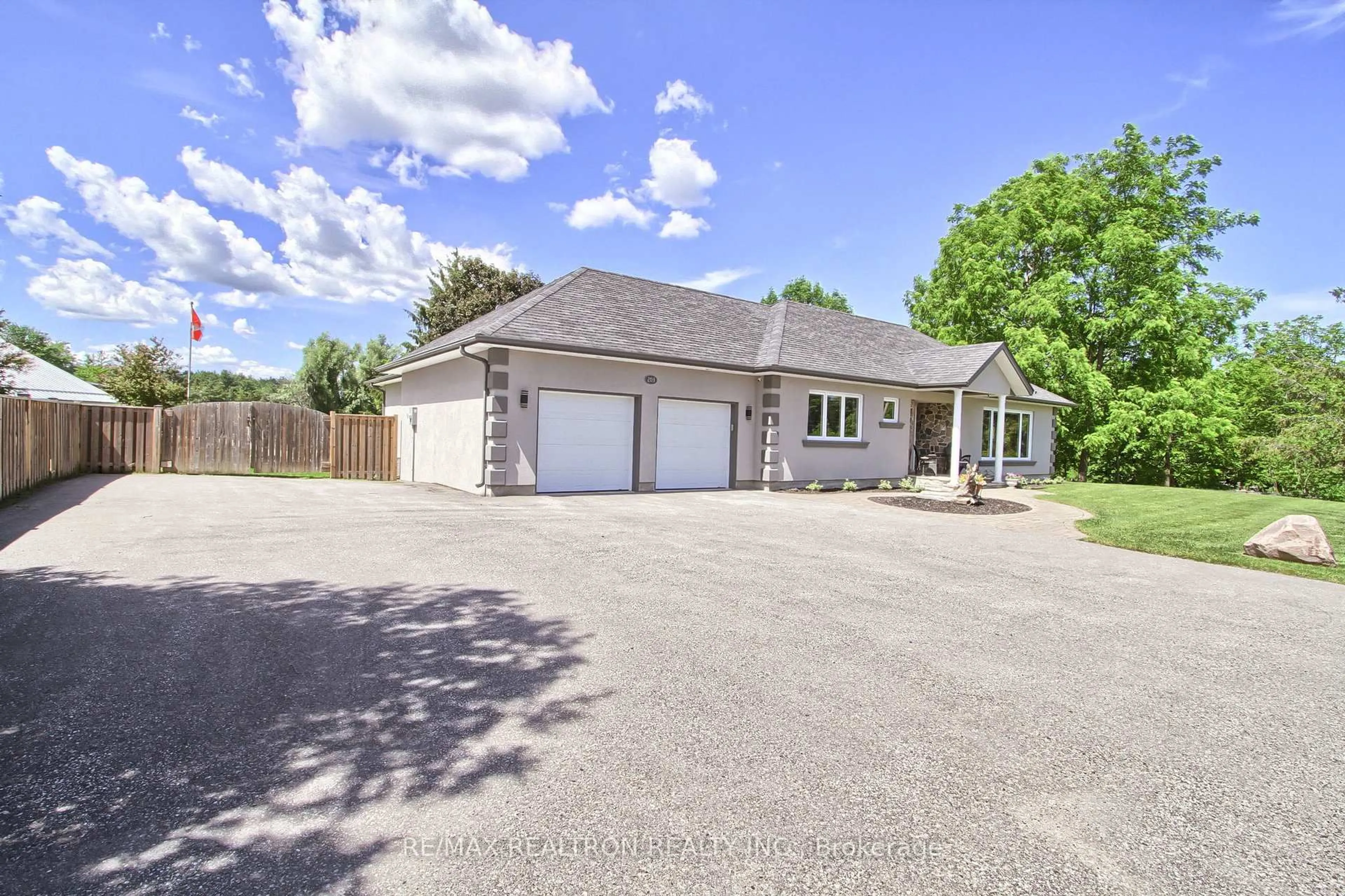 A pic from outside/outdoor area/front of a property/back of a property/a pic from drone, street for 203 Pefferlaw Rd, Georgina Ontario L0E 1N0