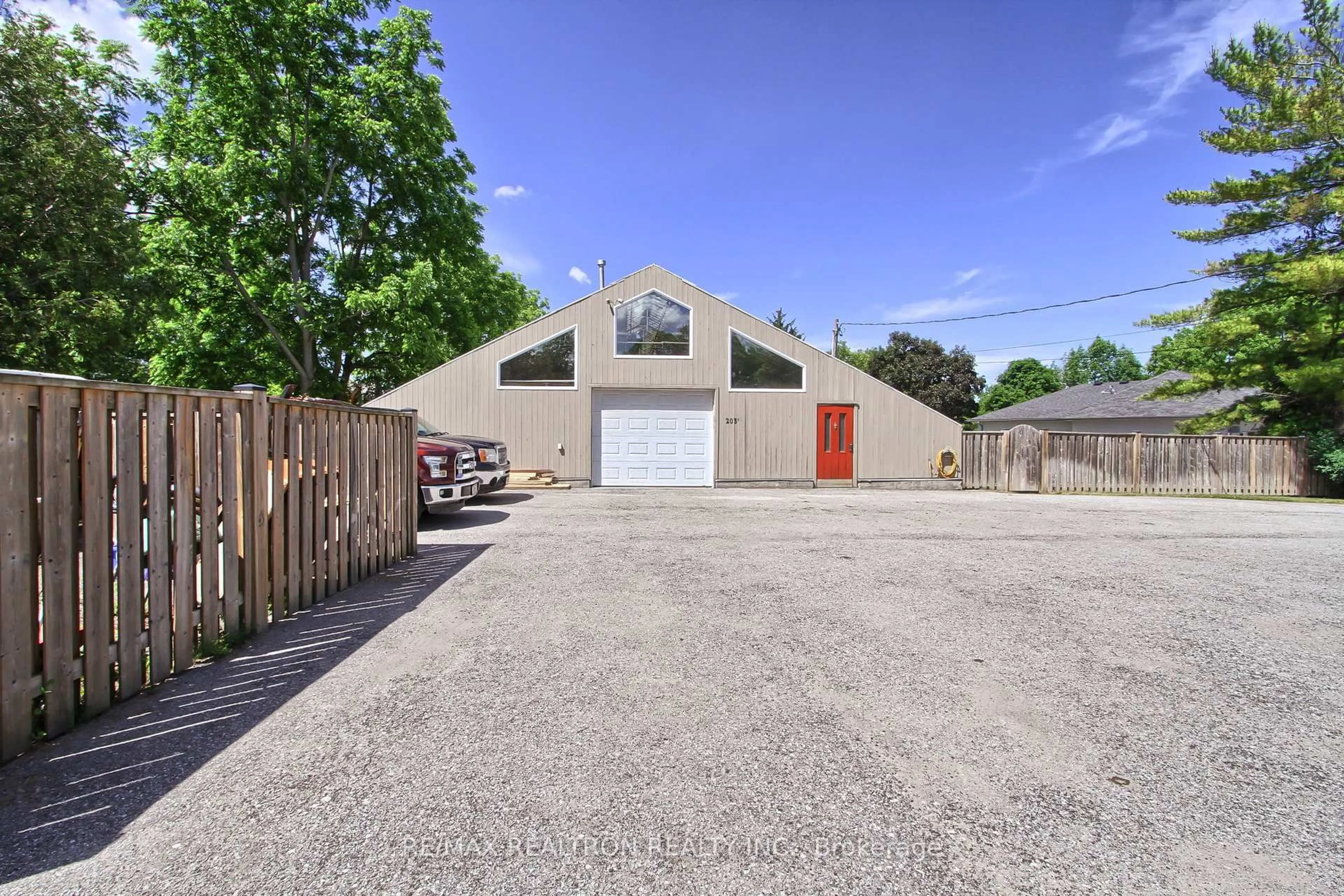 Unknown for 203 Pefferlaw Rd, Georgina Ontario L0E 1N0