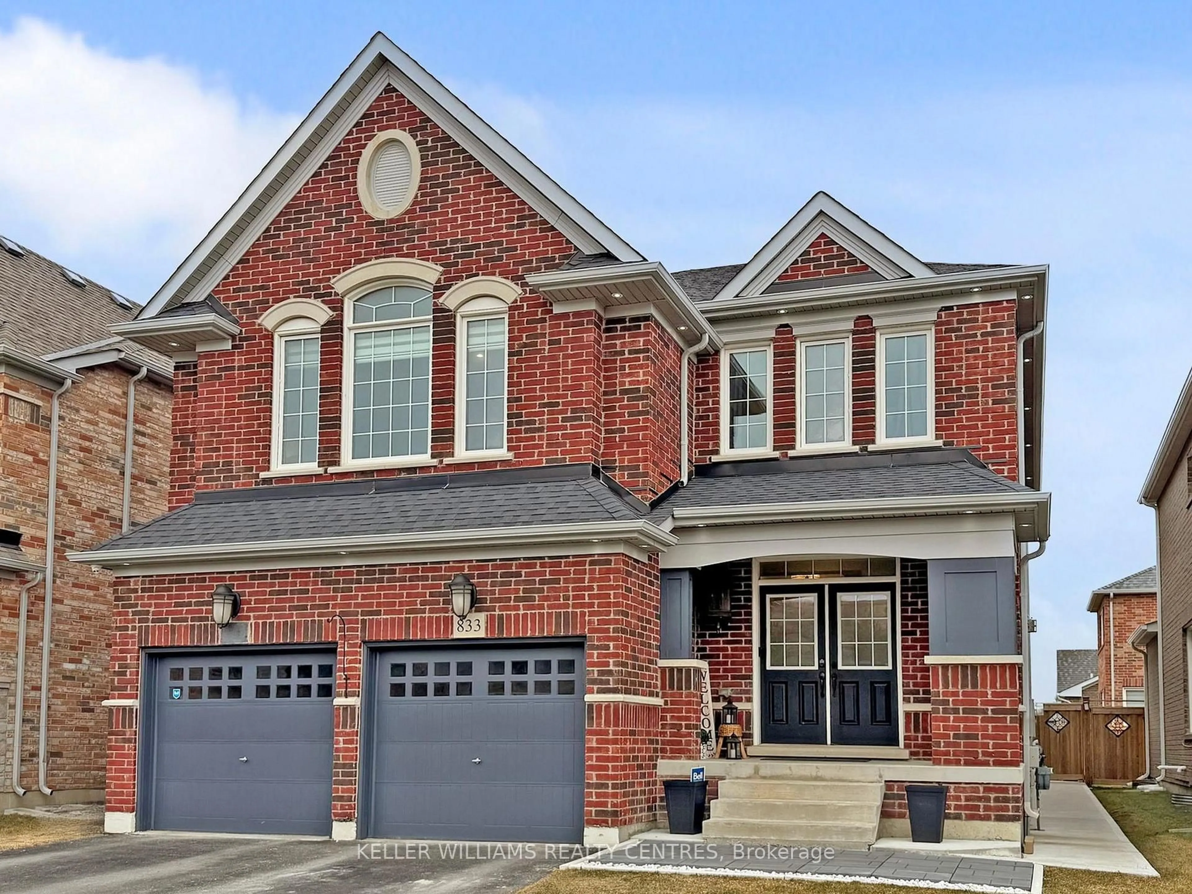 Home with brick exterior material, street for 833 Langford Blvd, Bradford West Gwillimbury Ontario L3L 0X6