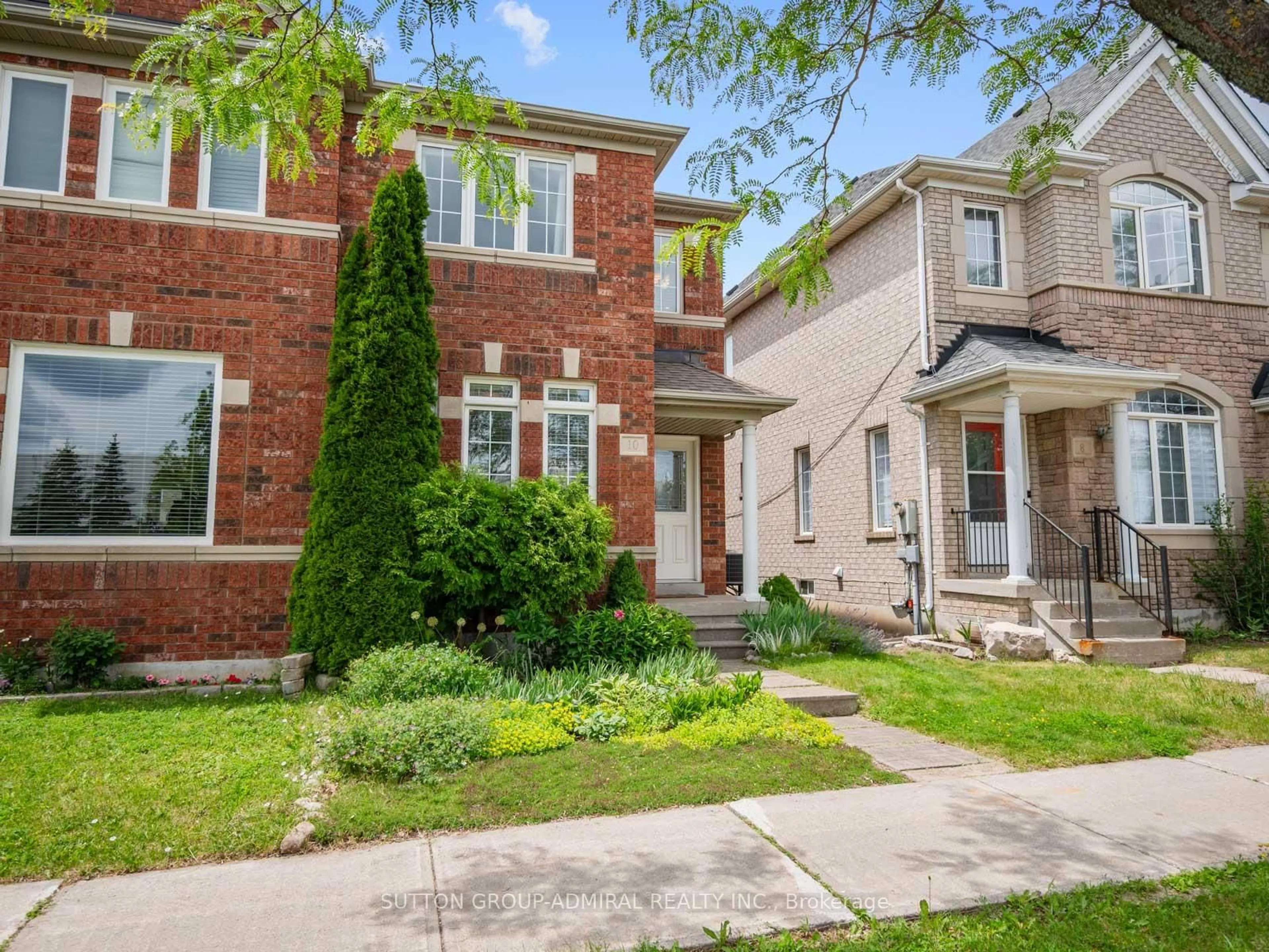 Home with brick exterior material, street for 10 Forest Run Blvd, Vaughan Ontario L4K 5J8