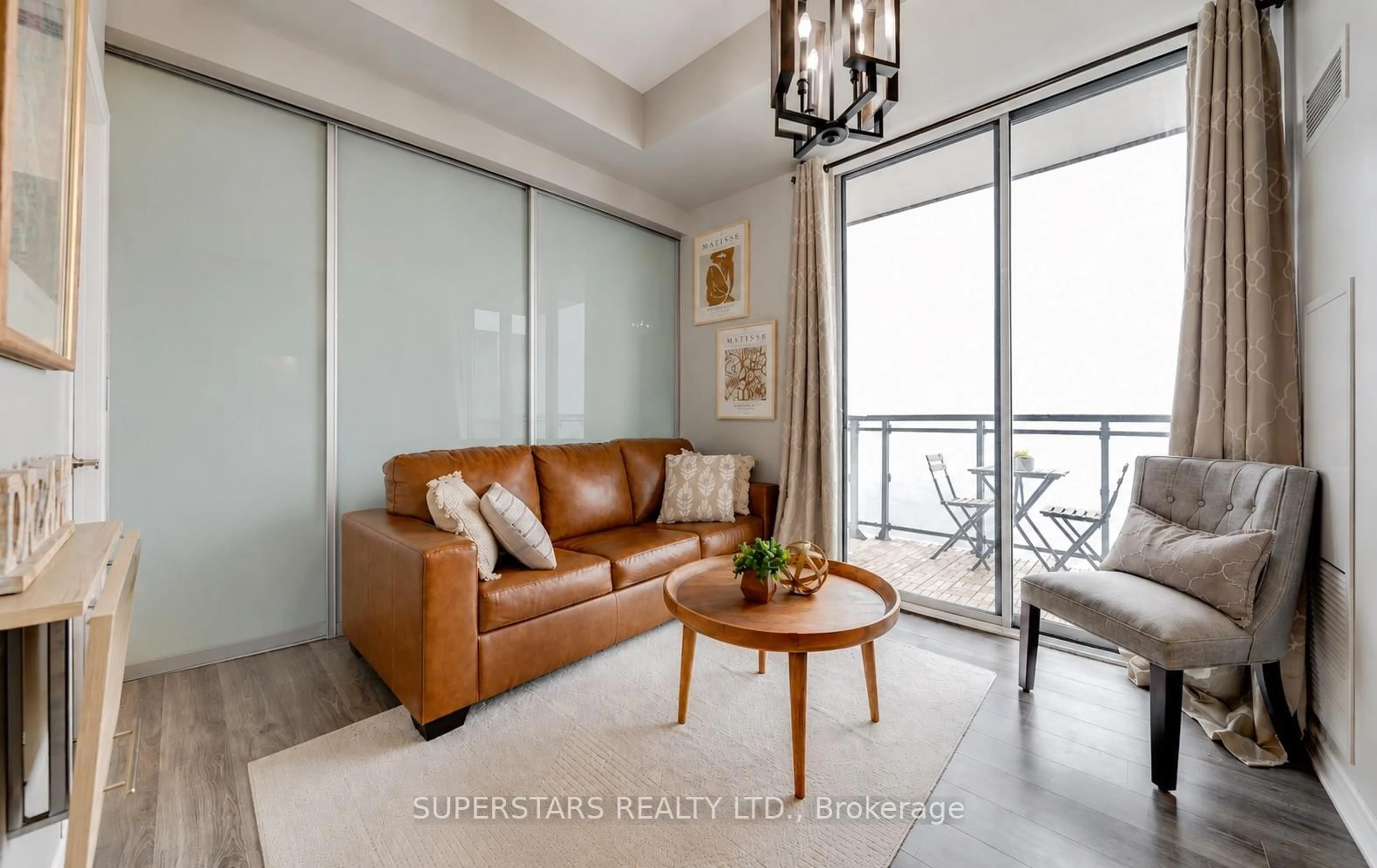 Living room with furniture, unknown for 11611 Yonge St #525, Richmond Hill Ontario L4E 1G2