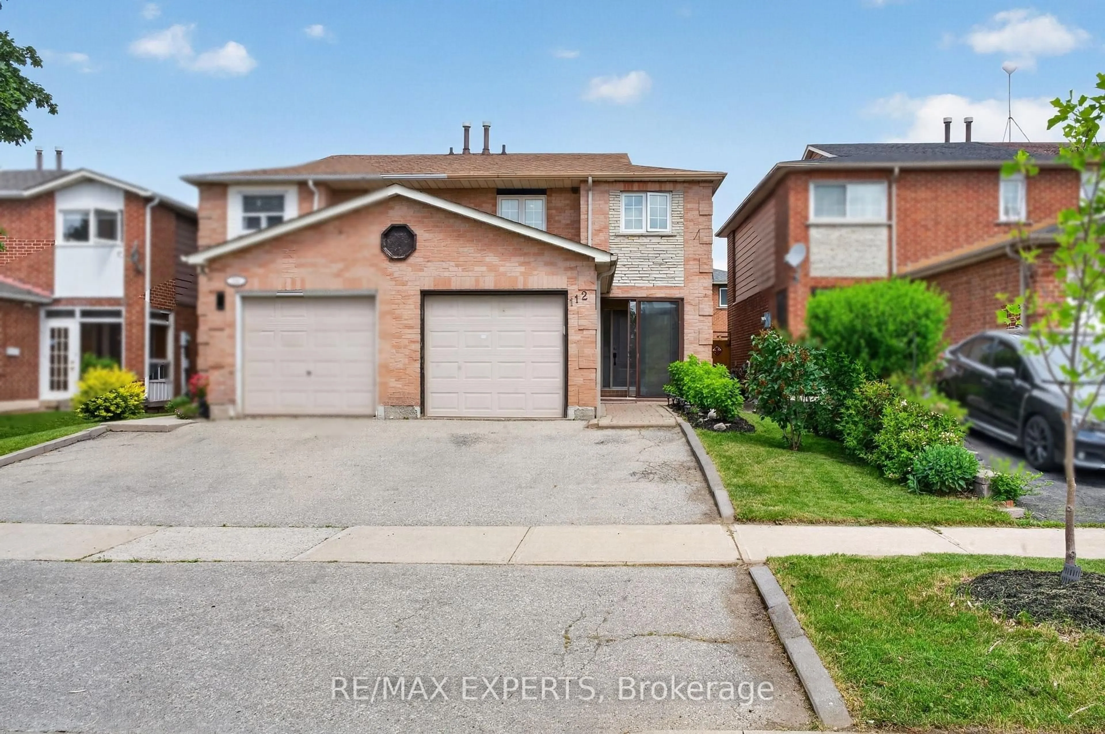 Home with brick exterior material, street for 112 Andrea Lane, Vaughan Ontario L4L 1E7