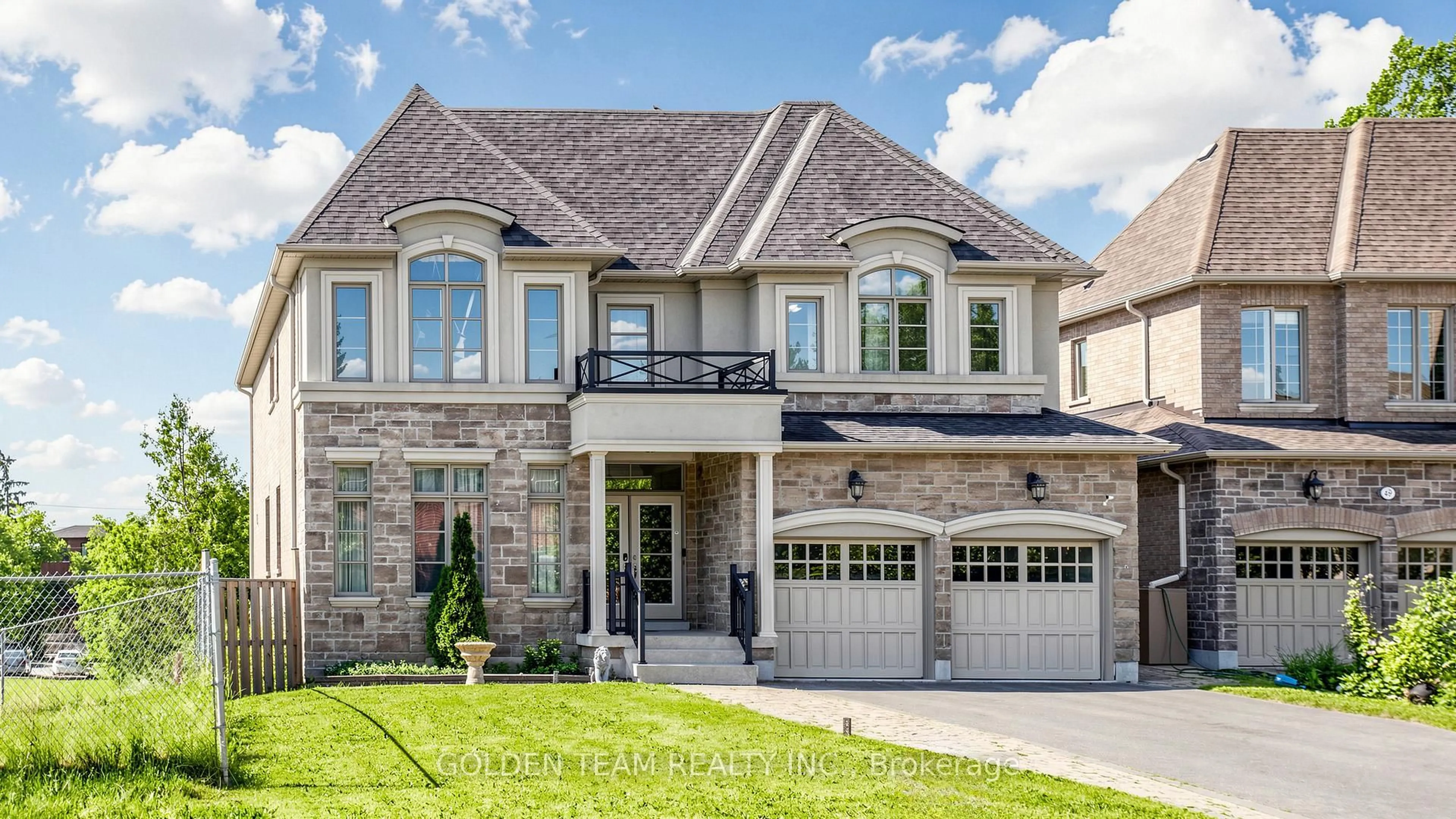 Home with brick exterior material, street for 47 Arten Ave, Richmond Hill Ontario L4C 9X1