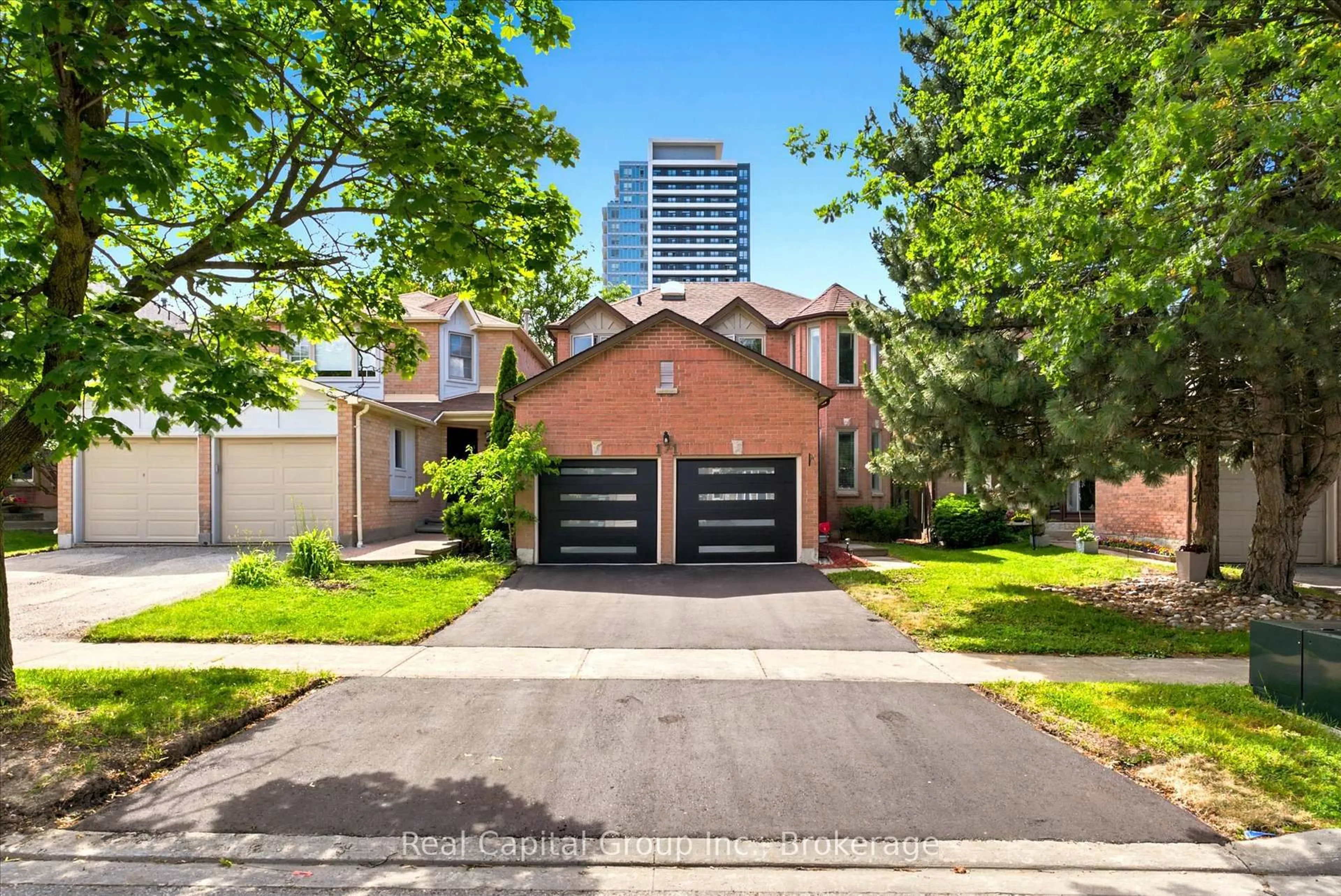 Home with brick exterior material, street for 171 Rosedale Heights Dr, Vaughan Ontario L4J 4W1