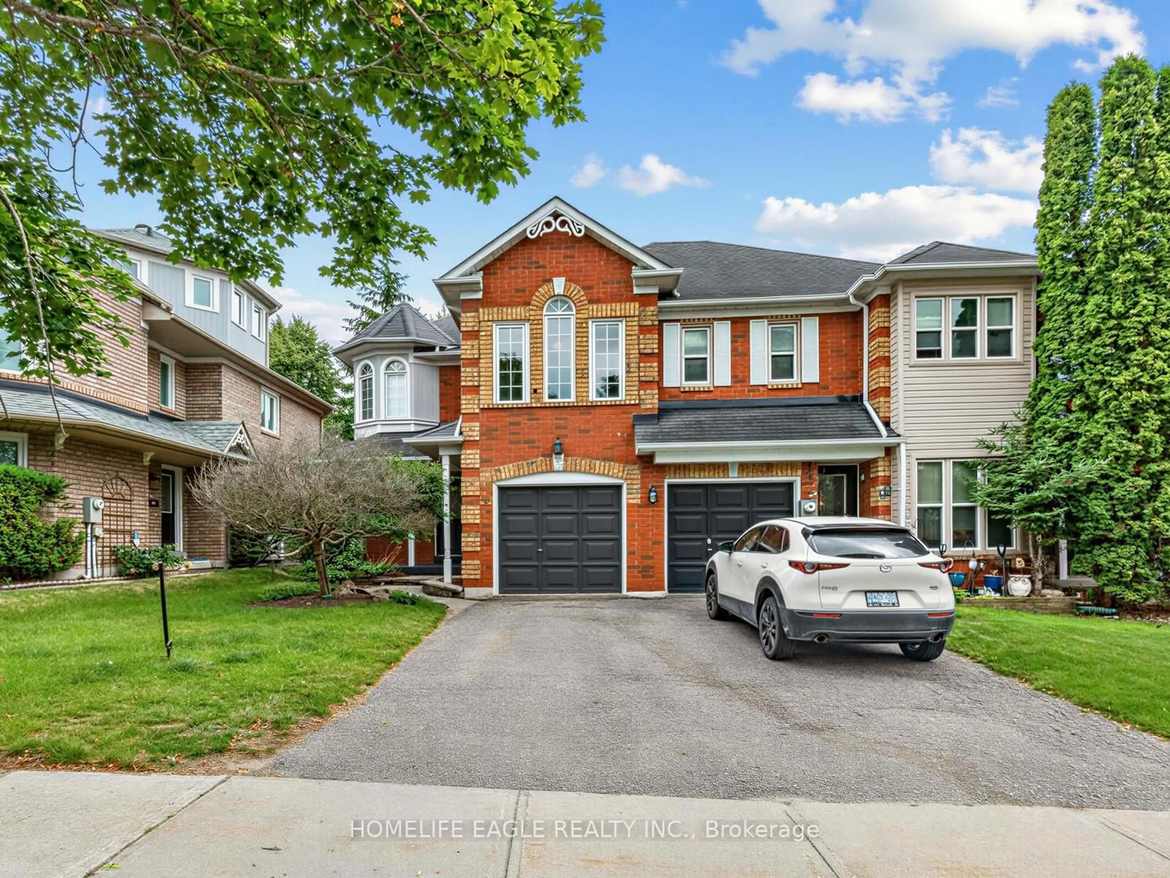 Home with brick exterior material, street for 101 Downey Circ, Aurora Ontario L4G 7E8