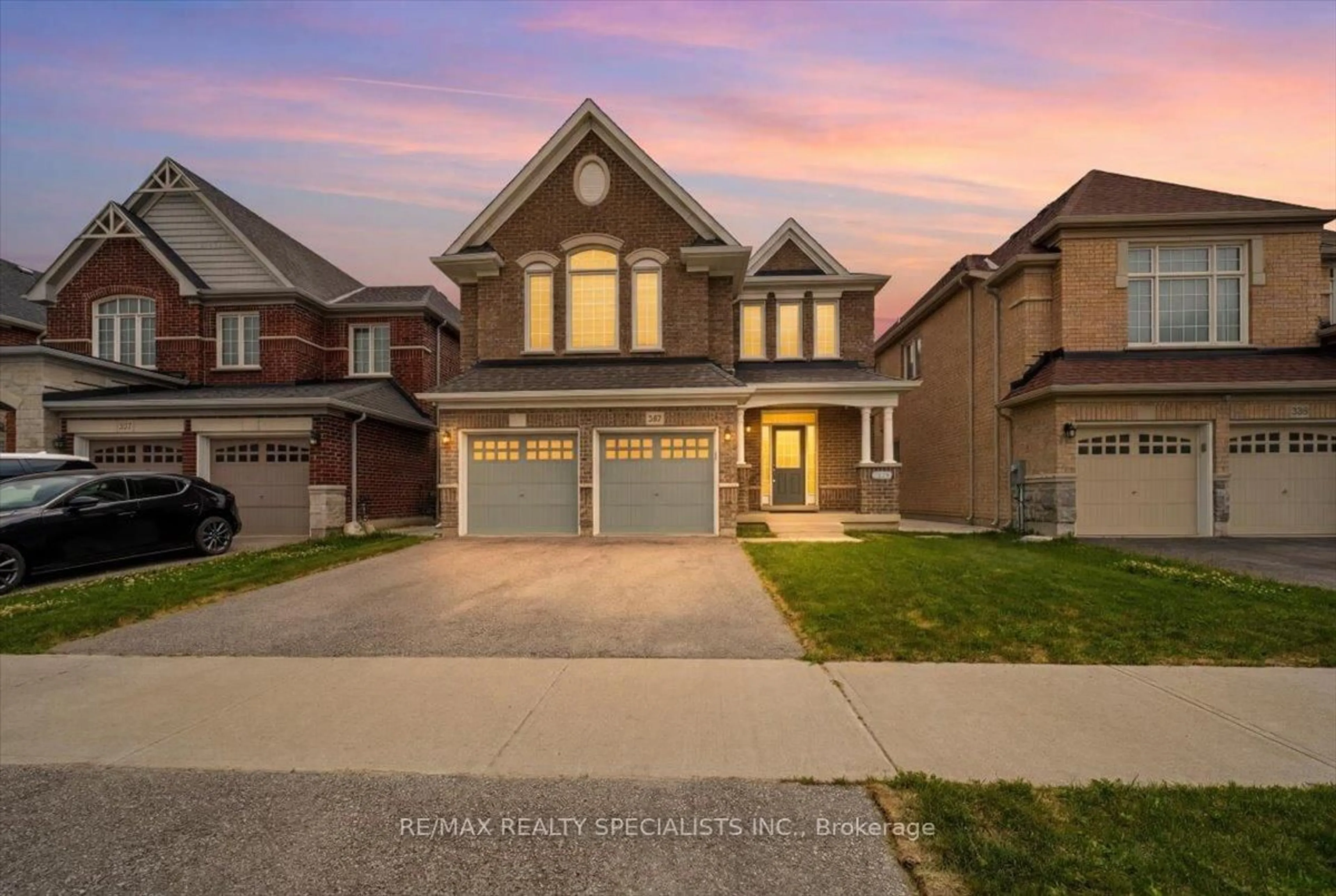 Home with brick exterior material, street for 281 Blue Dasher Blvd, Bradford West Gwillimbury Ontario L3Z 4H8