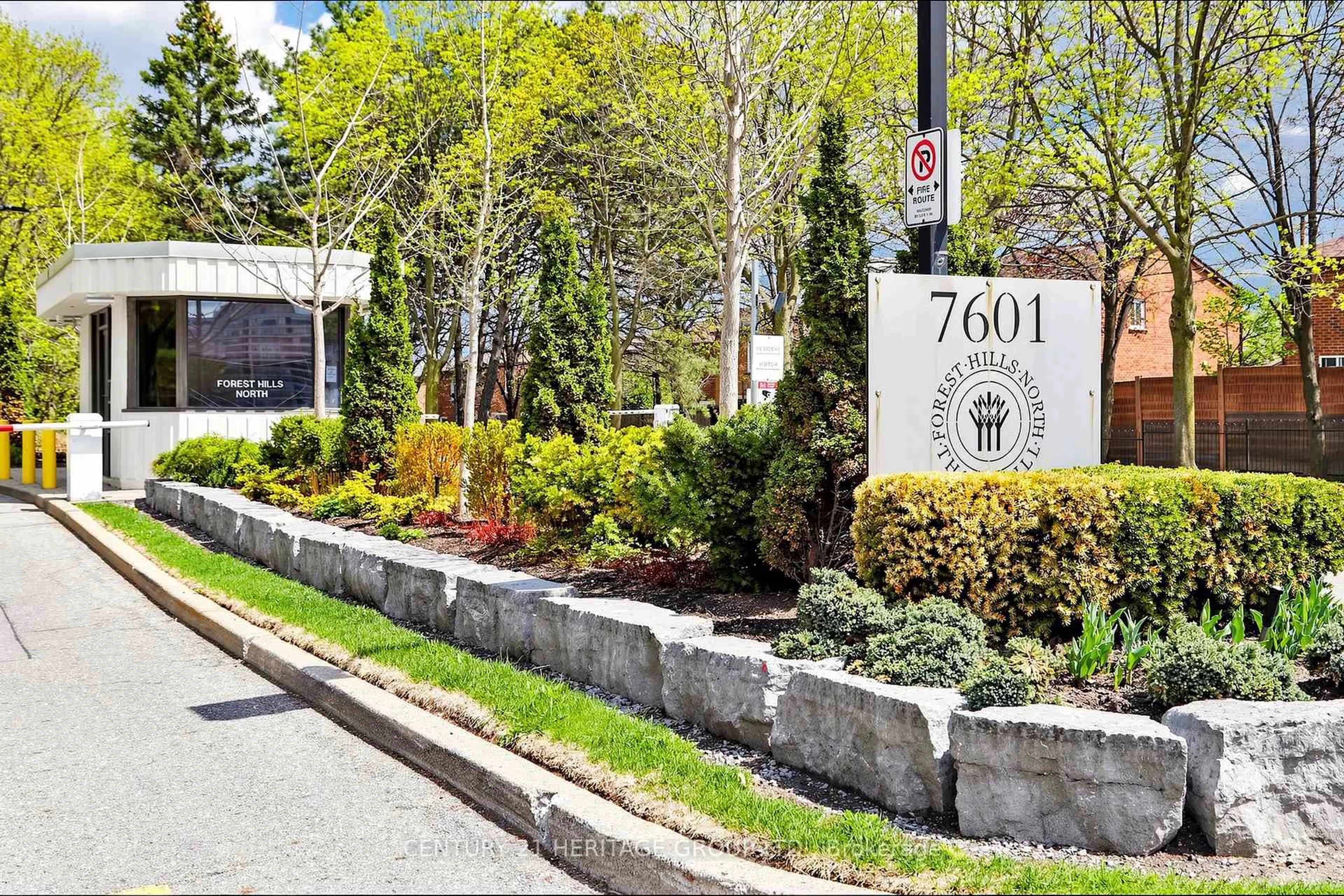 Unknown for 7601 Bathurst St #210, Vaughan Ontario L4J 4H5
