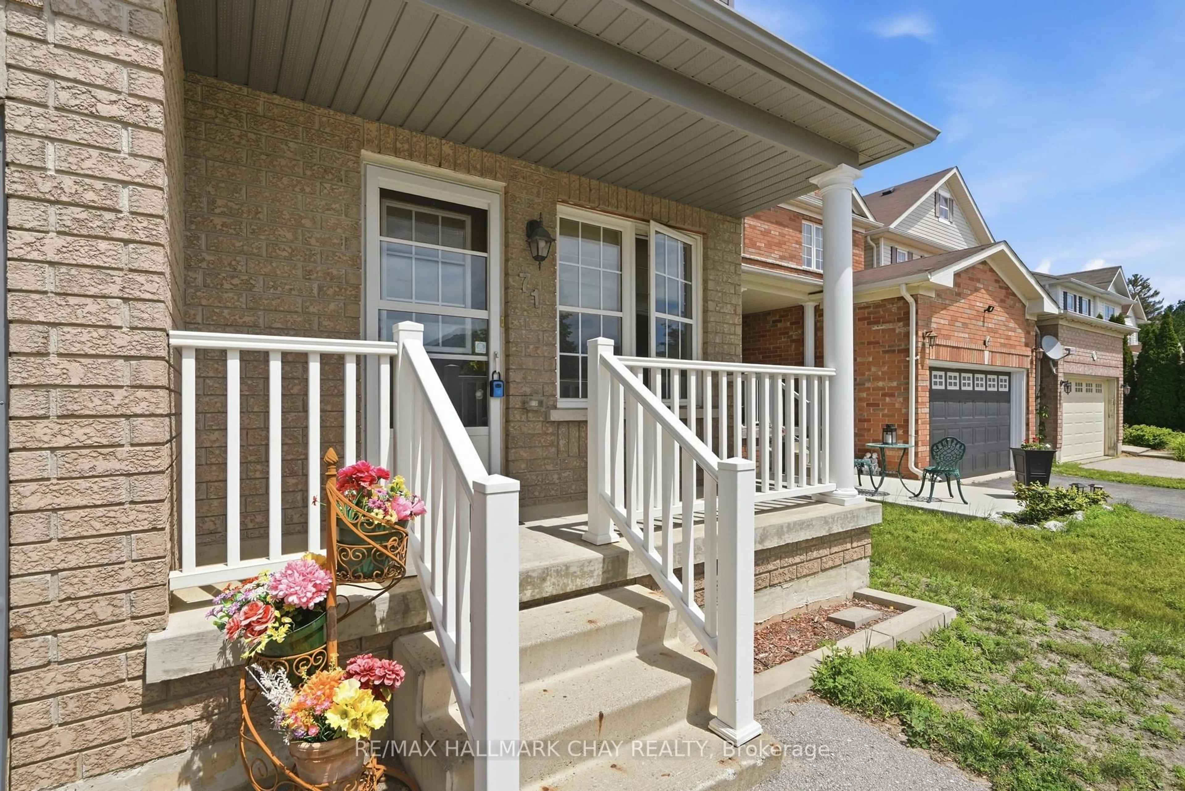 Unknown for 71 Stonemount Cres, Essa Ontario L0M 1B4