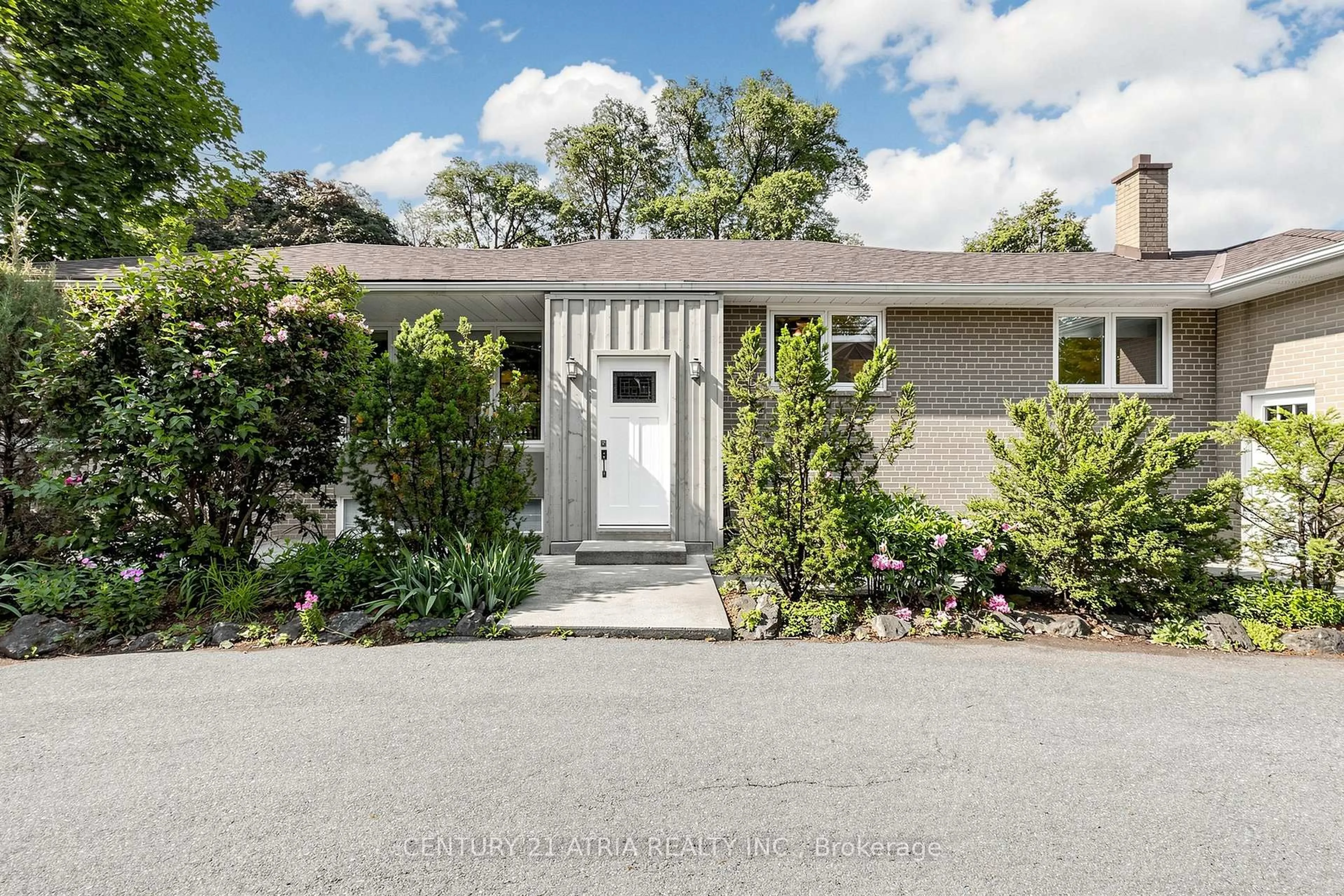 Unknown for 49 Netherford Rd, Vaughan Ontario L6A 1C8