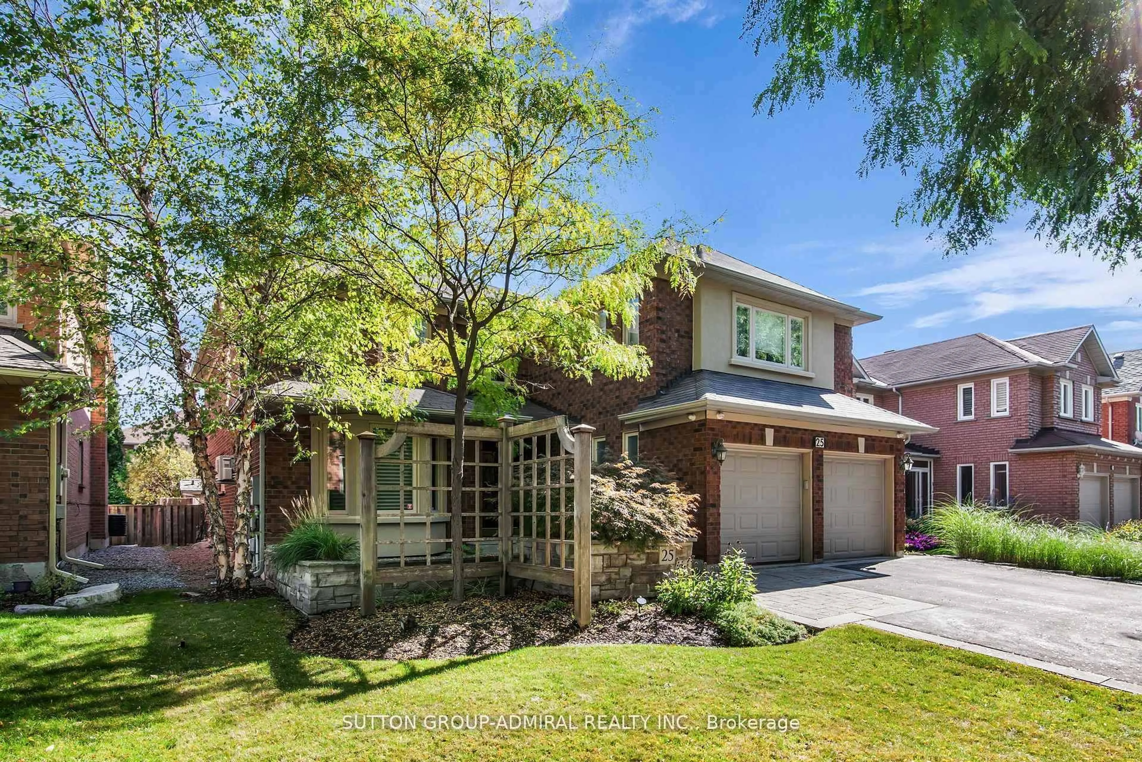 Home with brick exterior material, street for 25 Grenadier Cres, Vaughan Ontario L4J 7V8