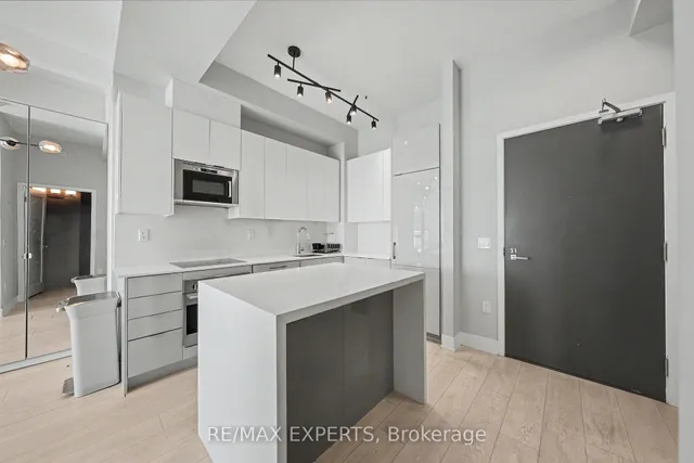 2916 Highway 7 #201, Vaughan 5