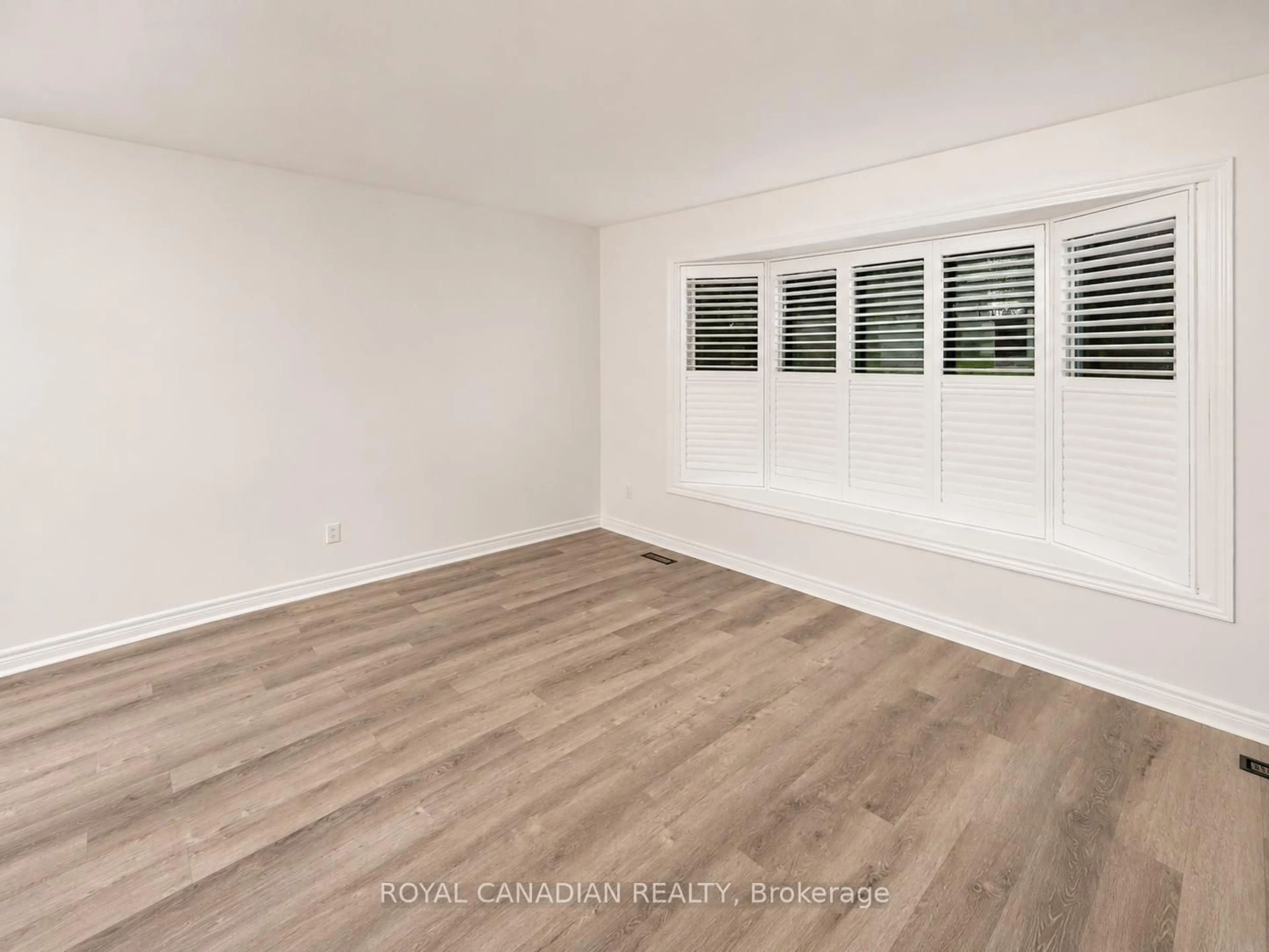 A pic of a room for 36 Maplegrove Ave, Bradford West Gwillimbury Ontario L3Z 1S1