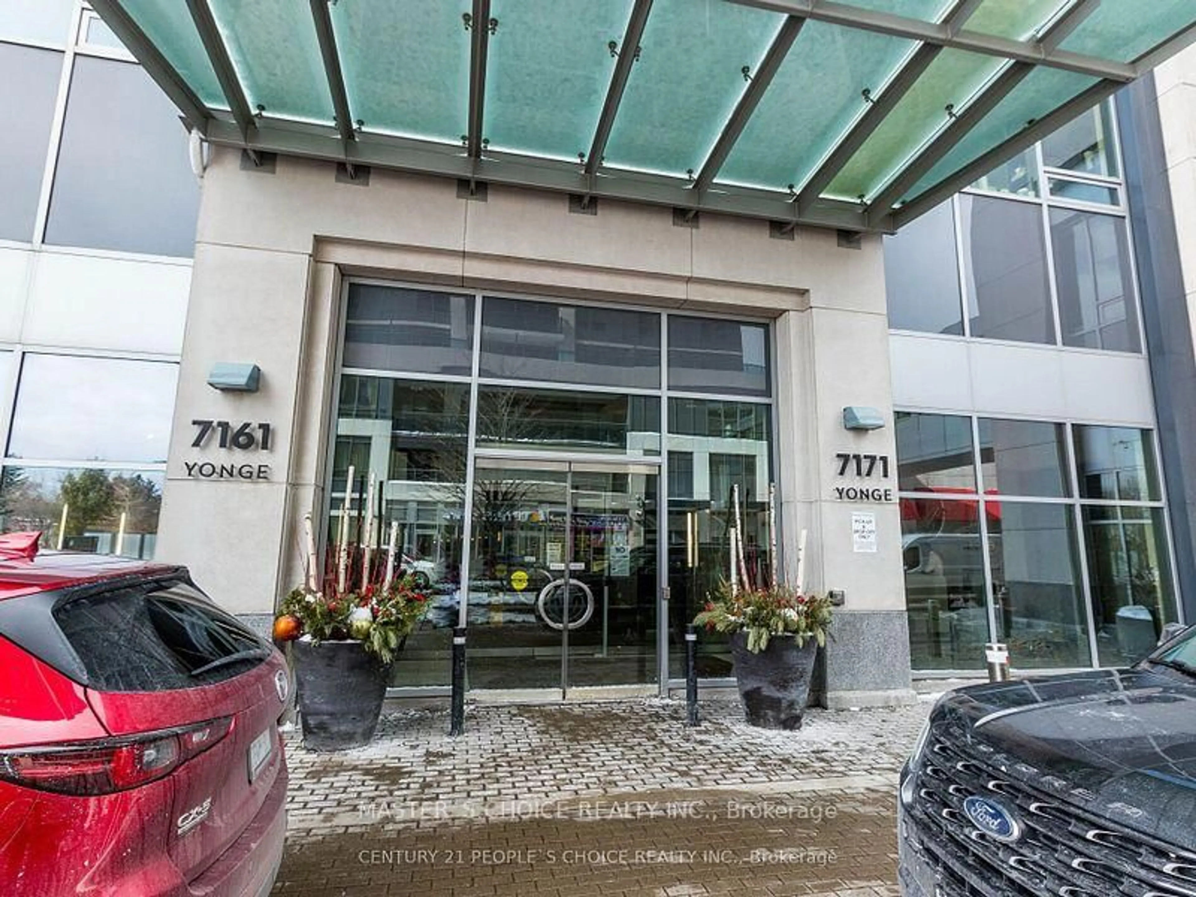 Lobby for 7161 Yonge St #2732, Markham Ontario L3T 0C8
